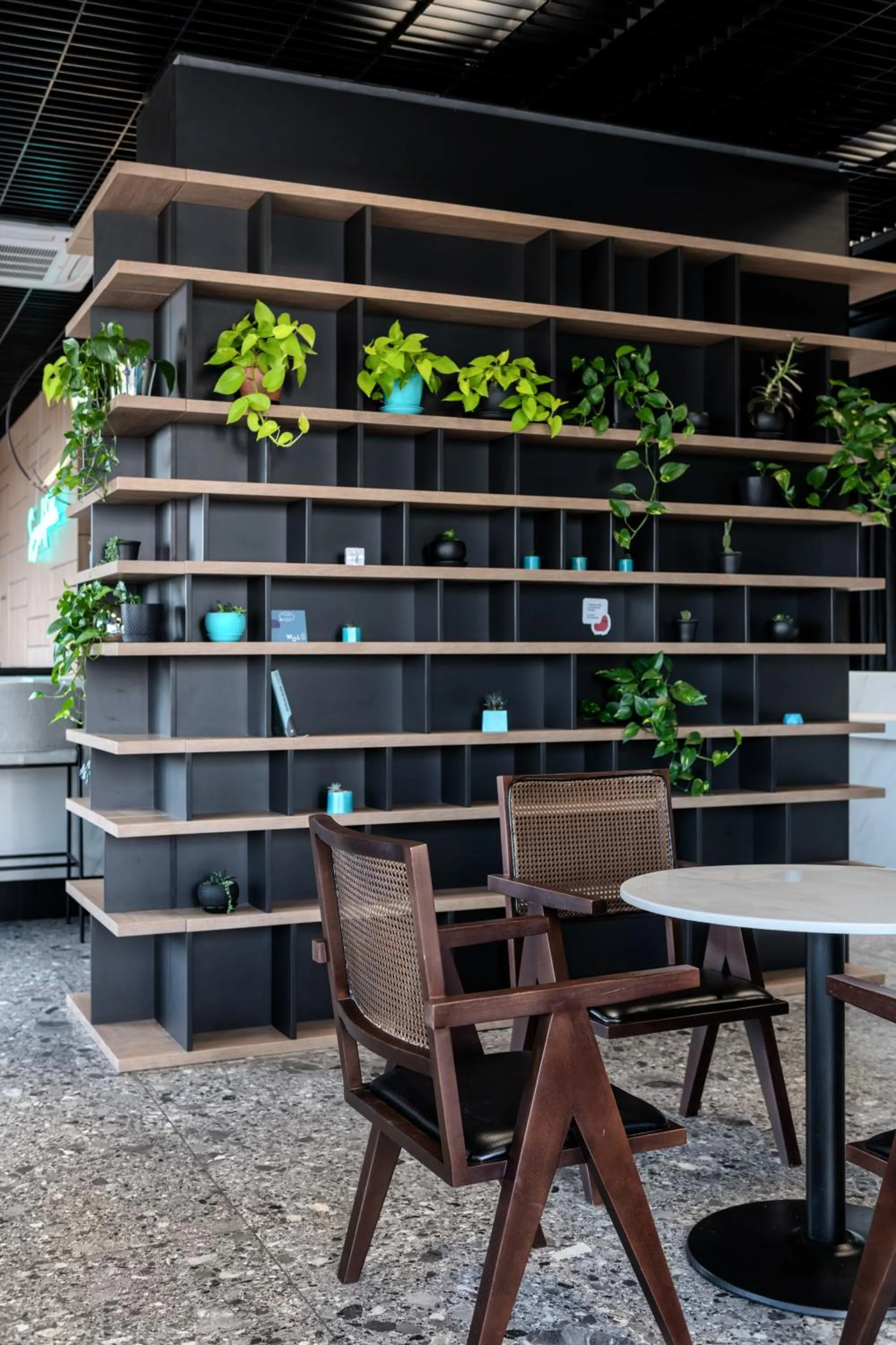 Lobby or reception in WOL 121 by Ribas