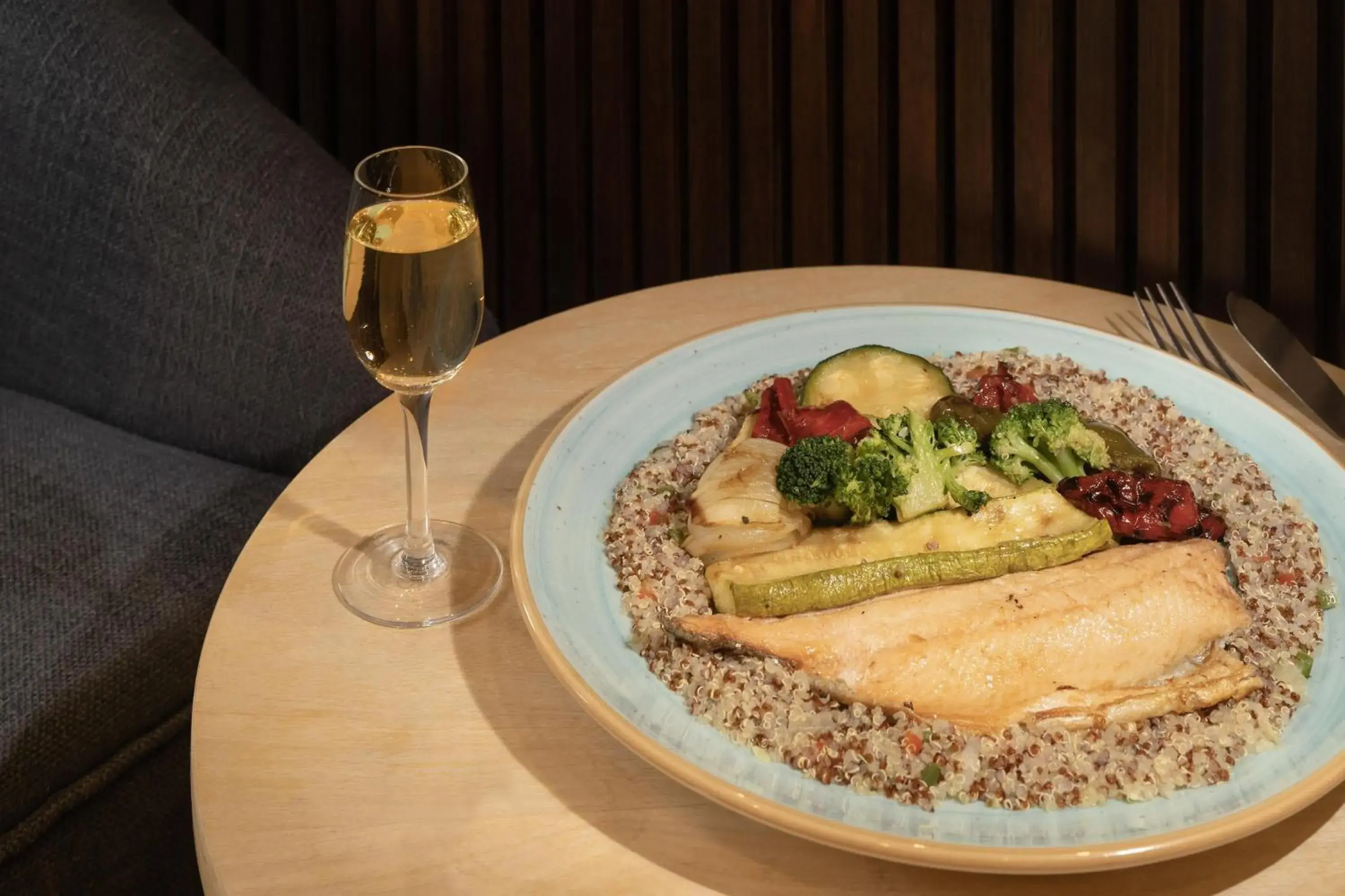 Restaurant/places to eat in NH Mendoza Cordillera Restaurant/places to eat in NH Mendoza Cordillera