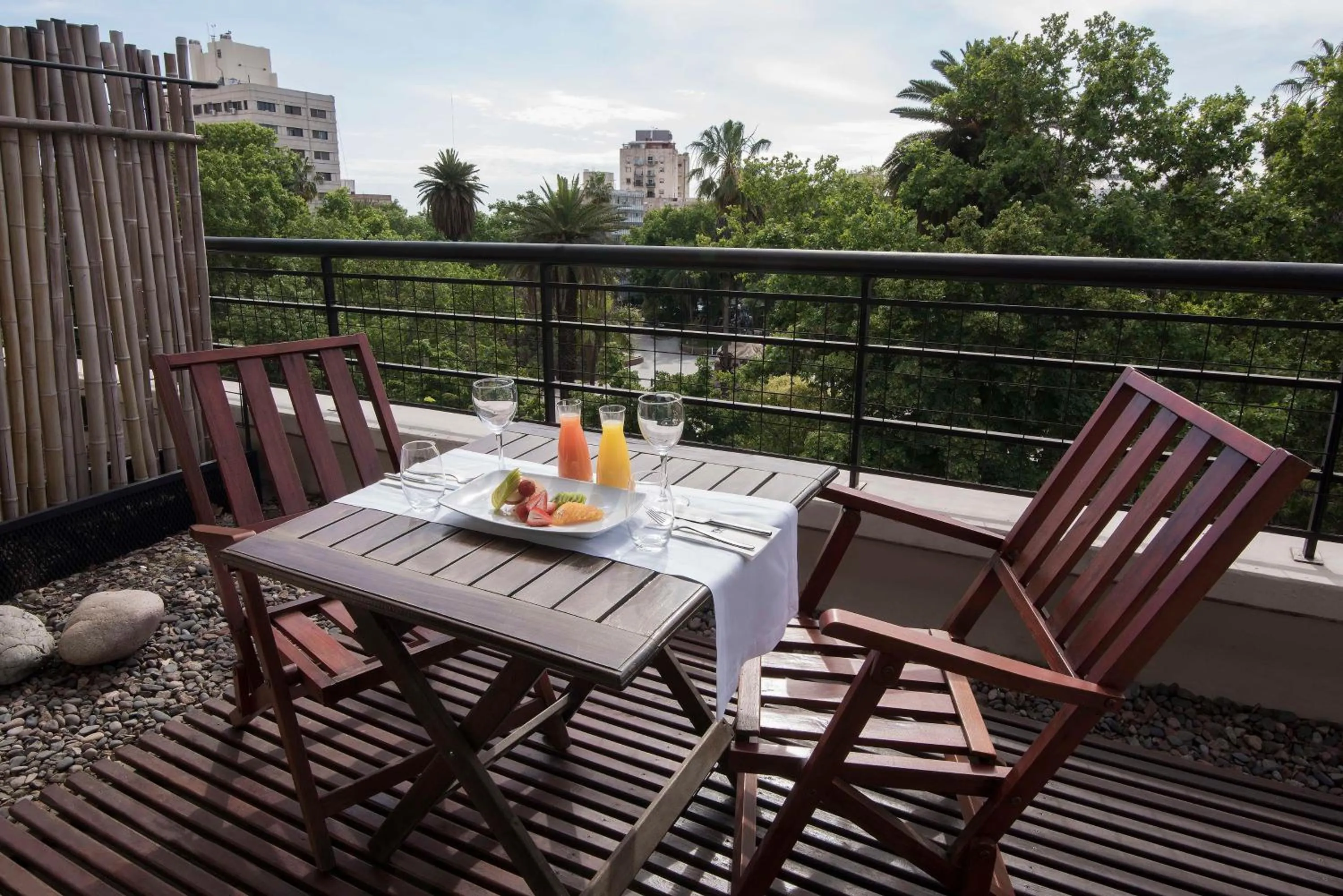 Bedroom in NH Mendoza Cordillera