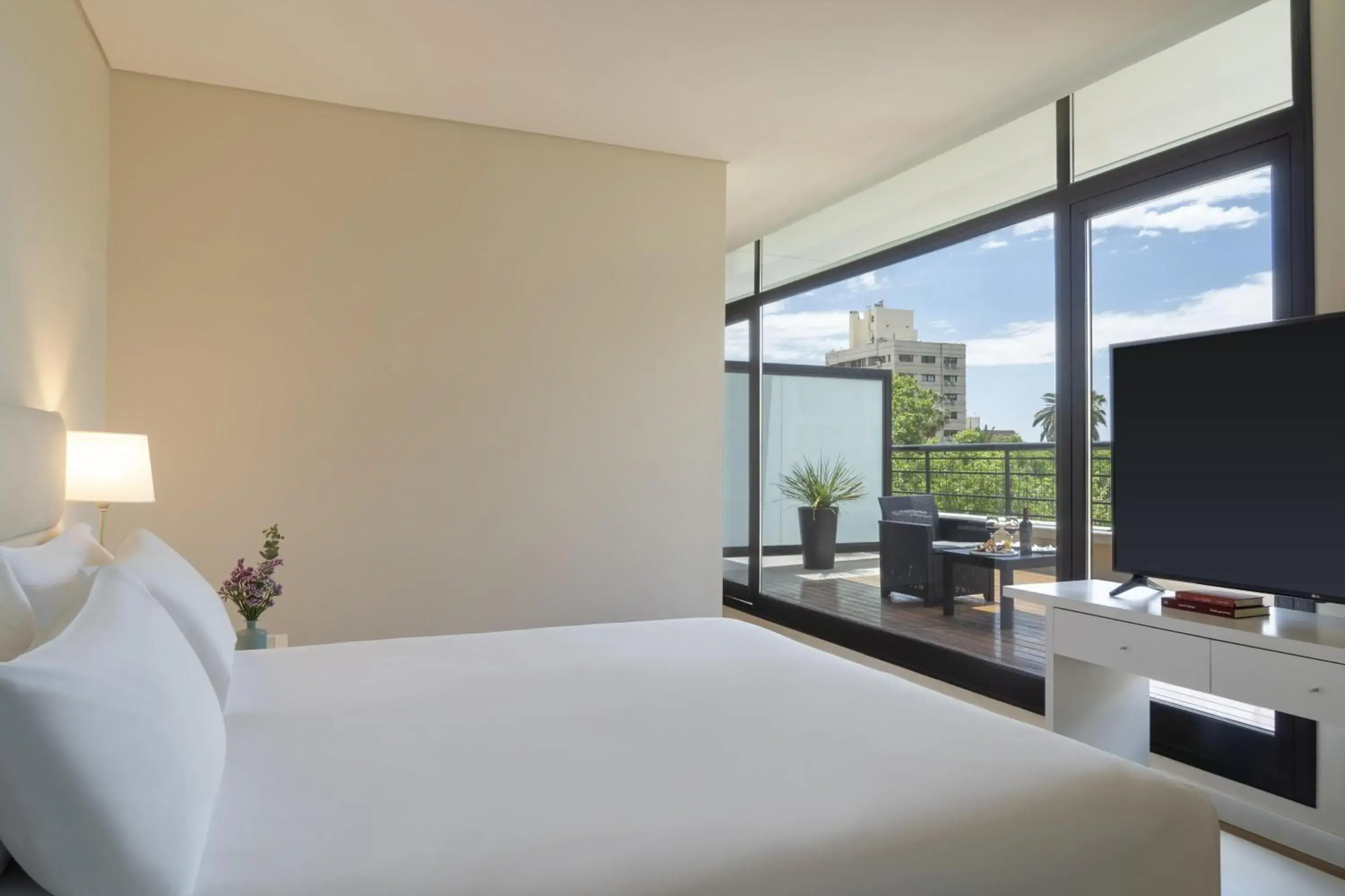 Bedroom, Bed in NH Mendoza Cordillera Bedroom, Bed in NH Mendoza Cordillera