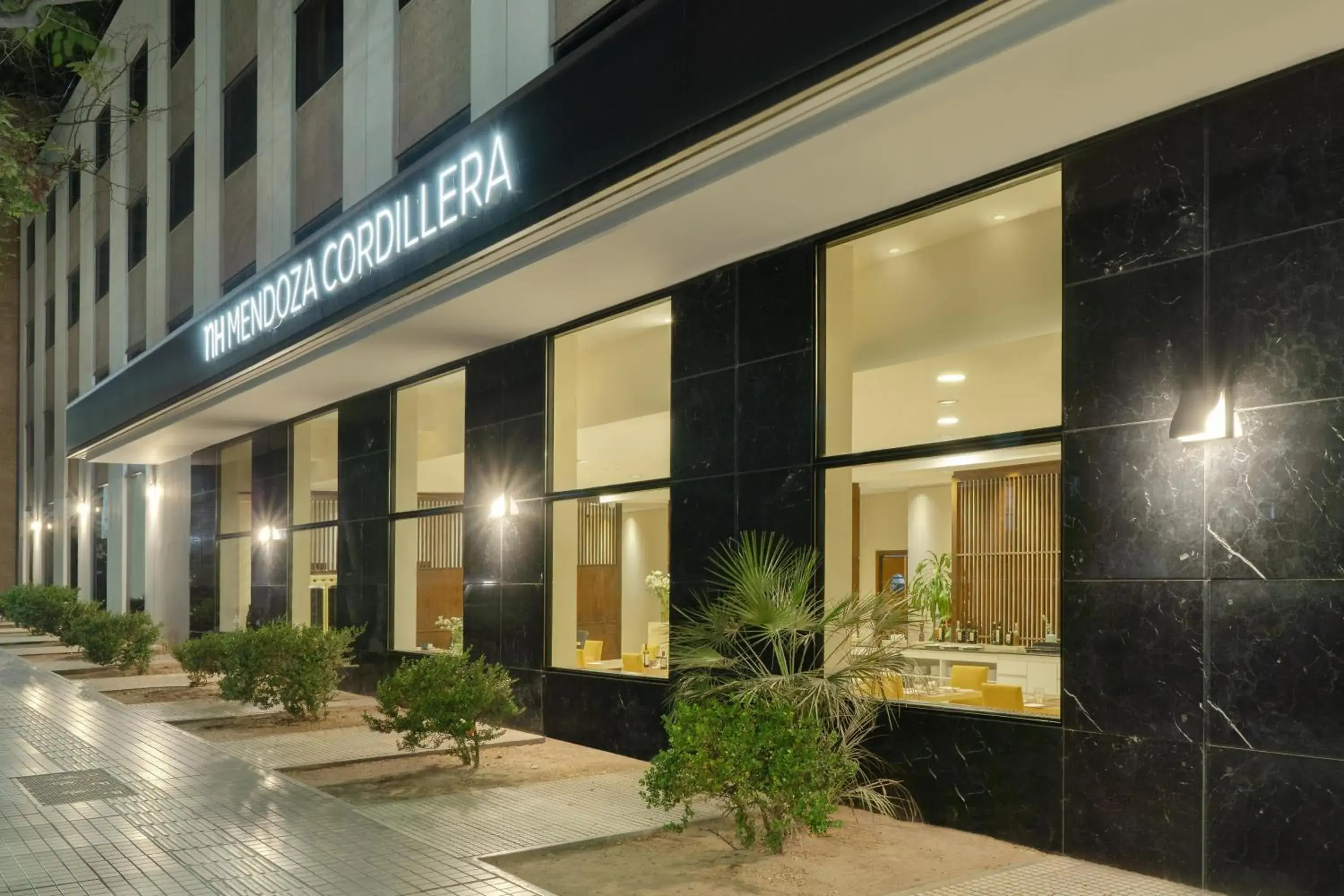 Property building in NH Mendoza Cordillera Property building in NH Mendoza Cordillera