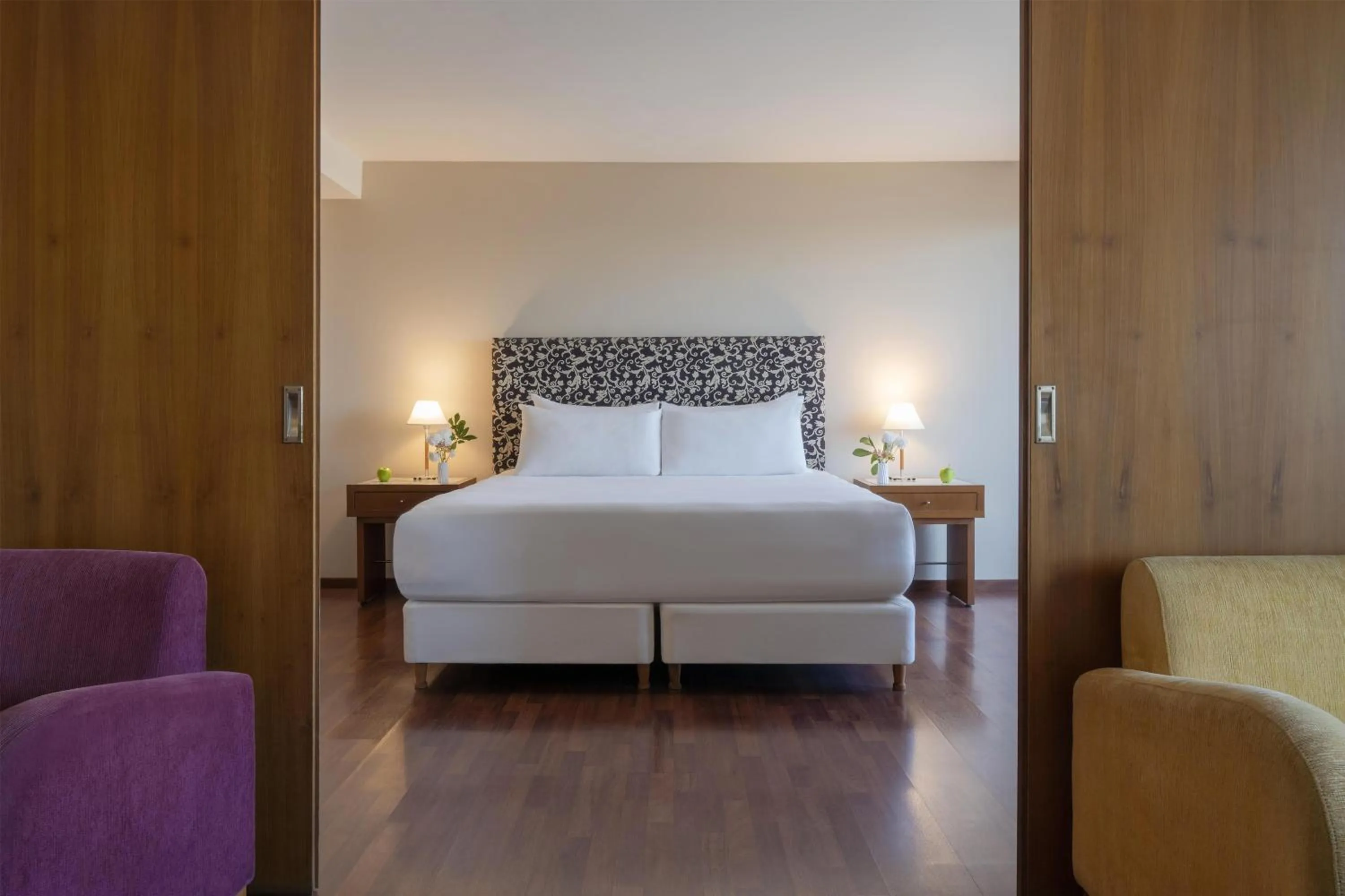 Bedroom, Bed in NH Córdoba Panorama