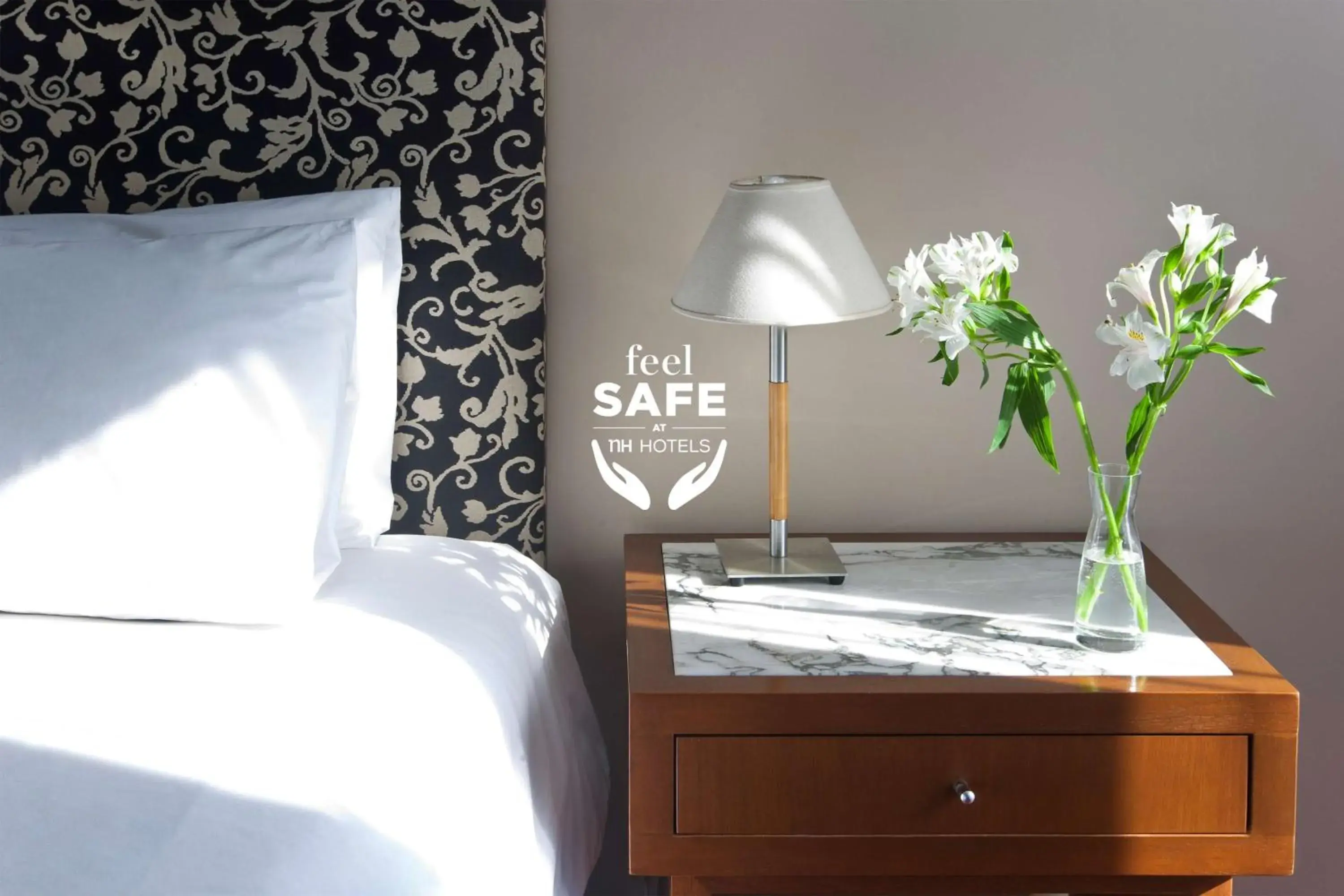 Bedroom, Bed in NH Córdoba Panorama Bedroom, Bed in NH Córdoba Panorama