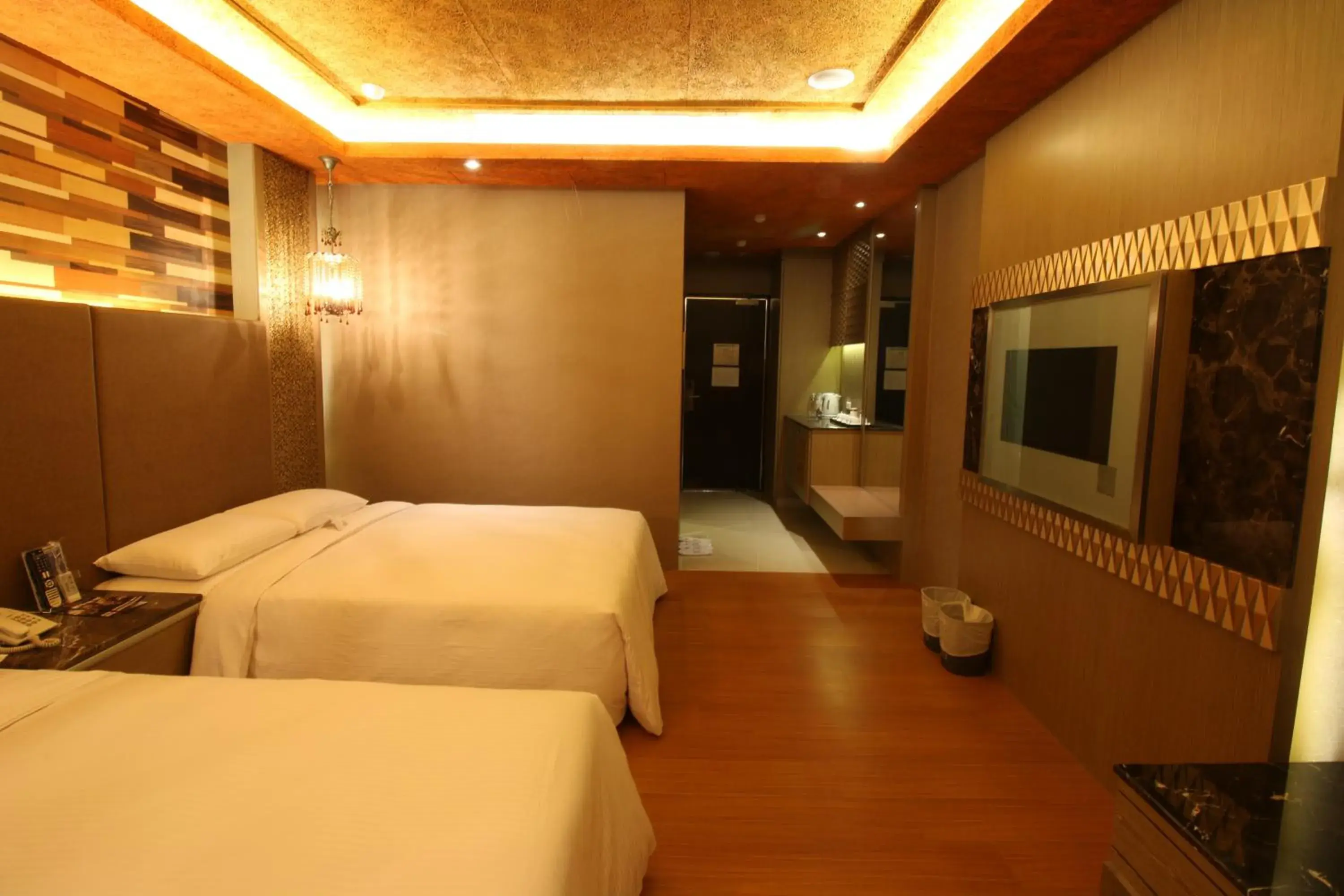 Bed in R7 Hotel Bed in R7 Hotel