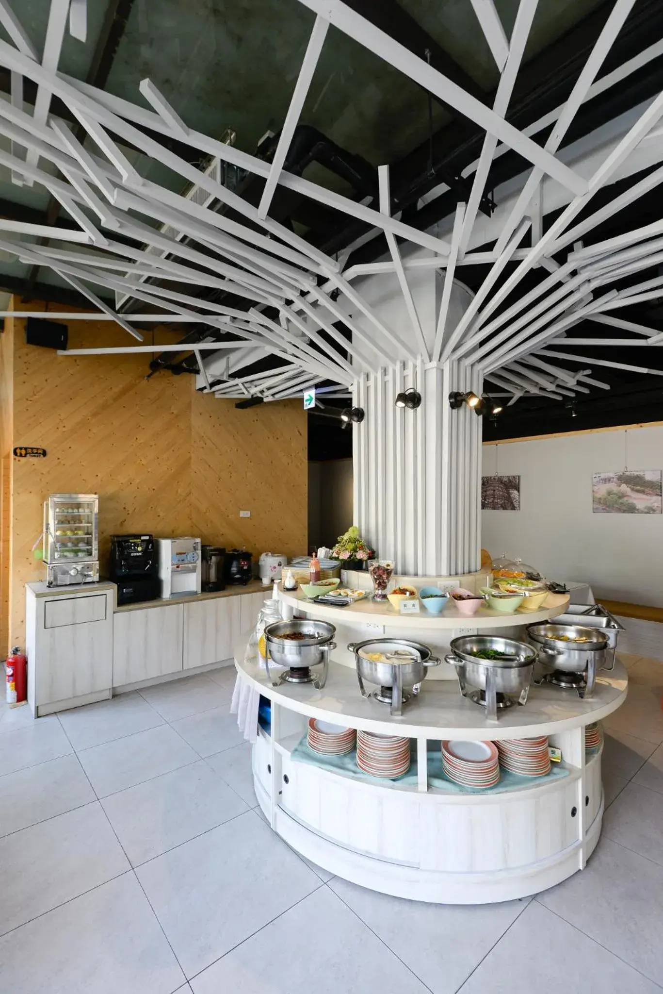 Breakfast in R7 Hotel Breakfast in R7 Hotel