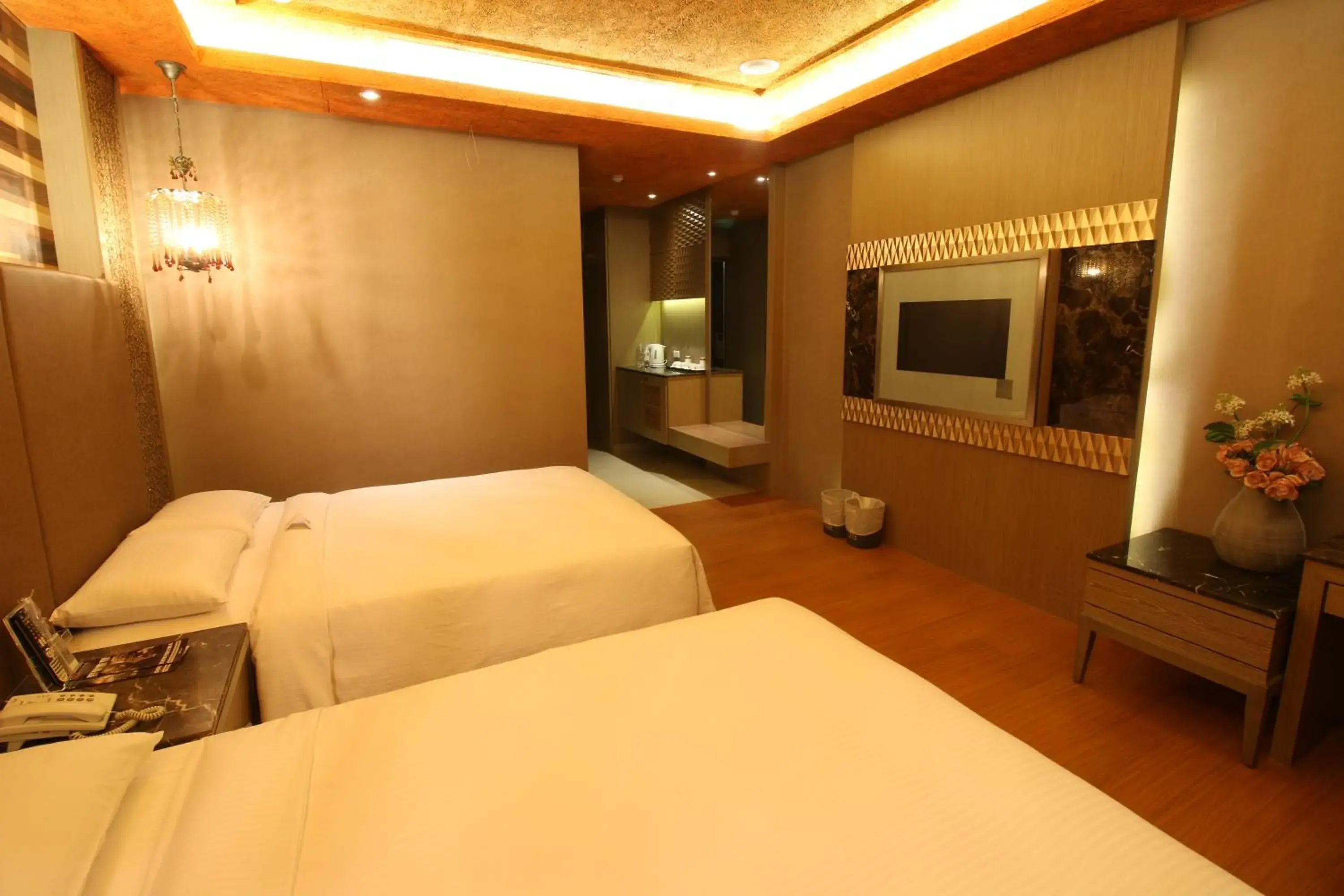 Bed in R7 Hotel Bed in R7 Hotel