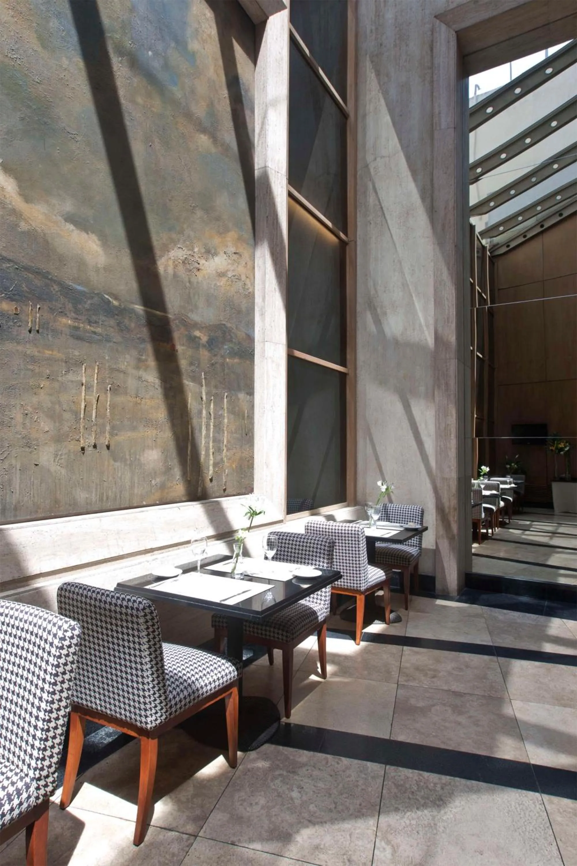 Restaurant/places to eat in NH Córdoba Urbano