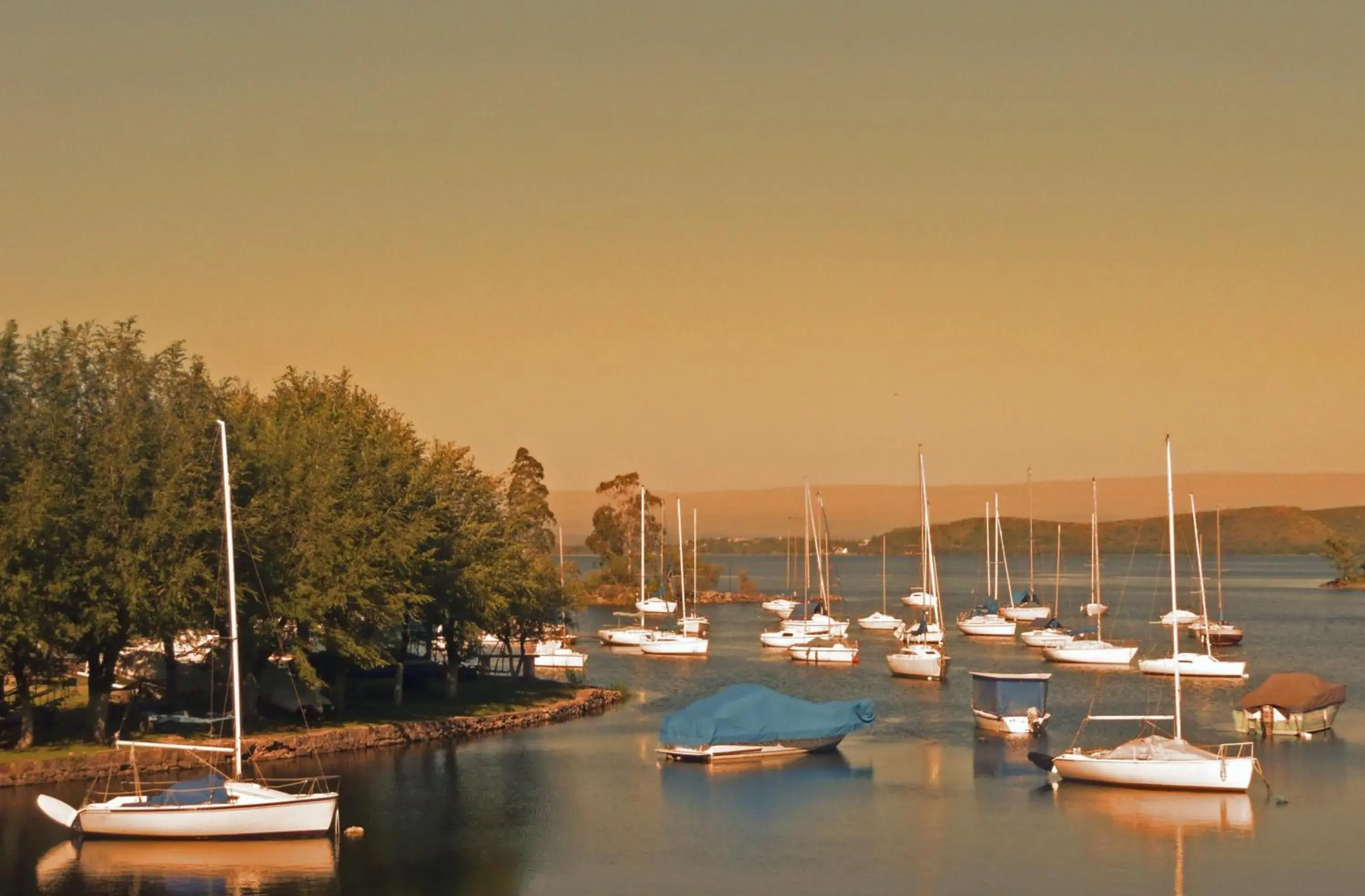 Property building in NH Córdoba Urbano Property building in NH Córdoba Urbano