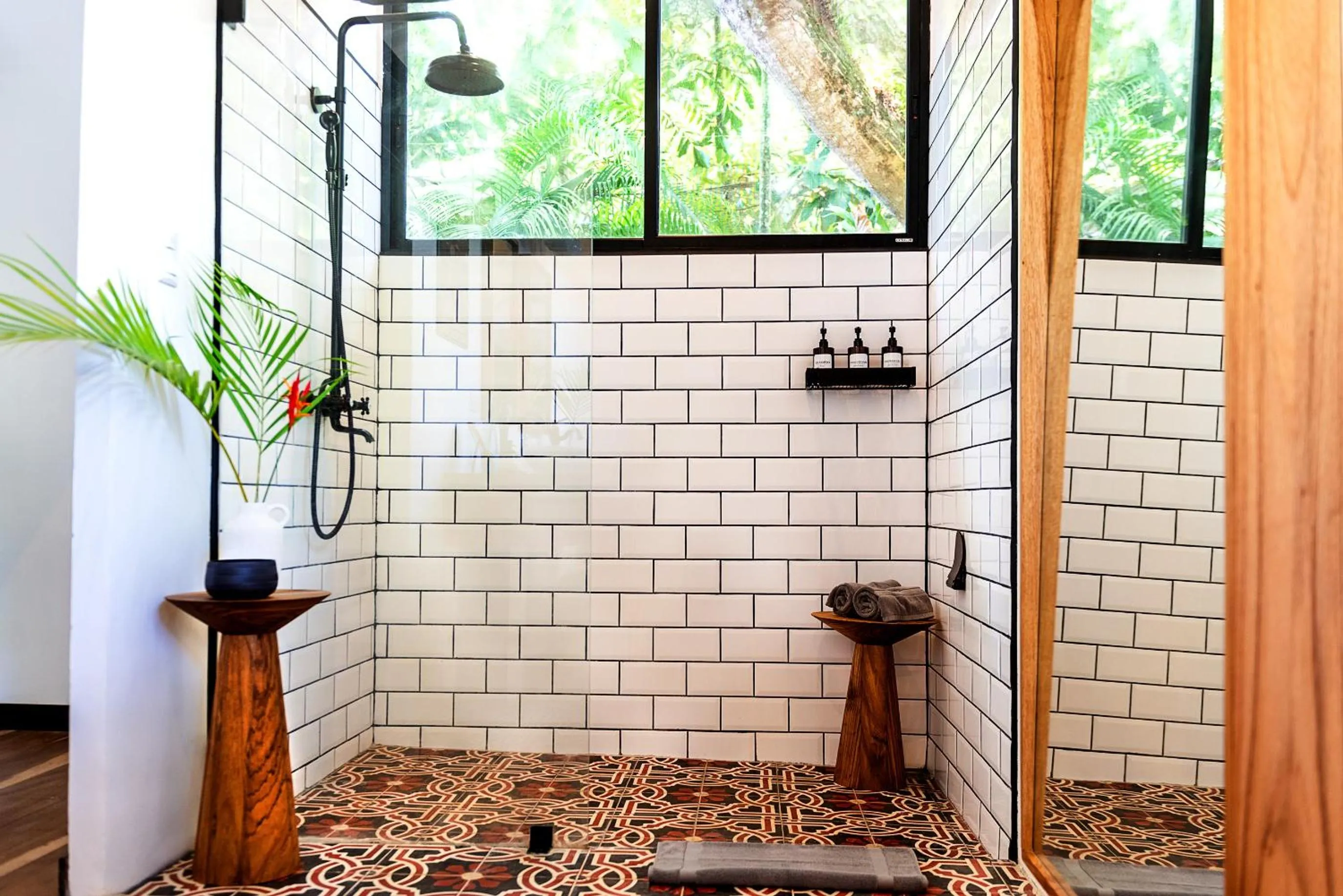 Shower in La Prometida