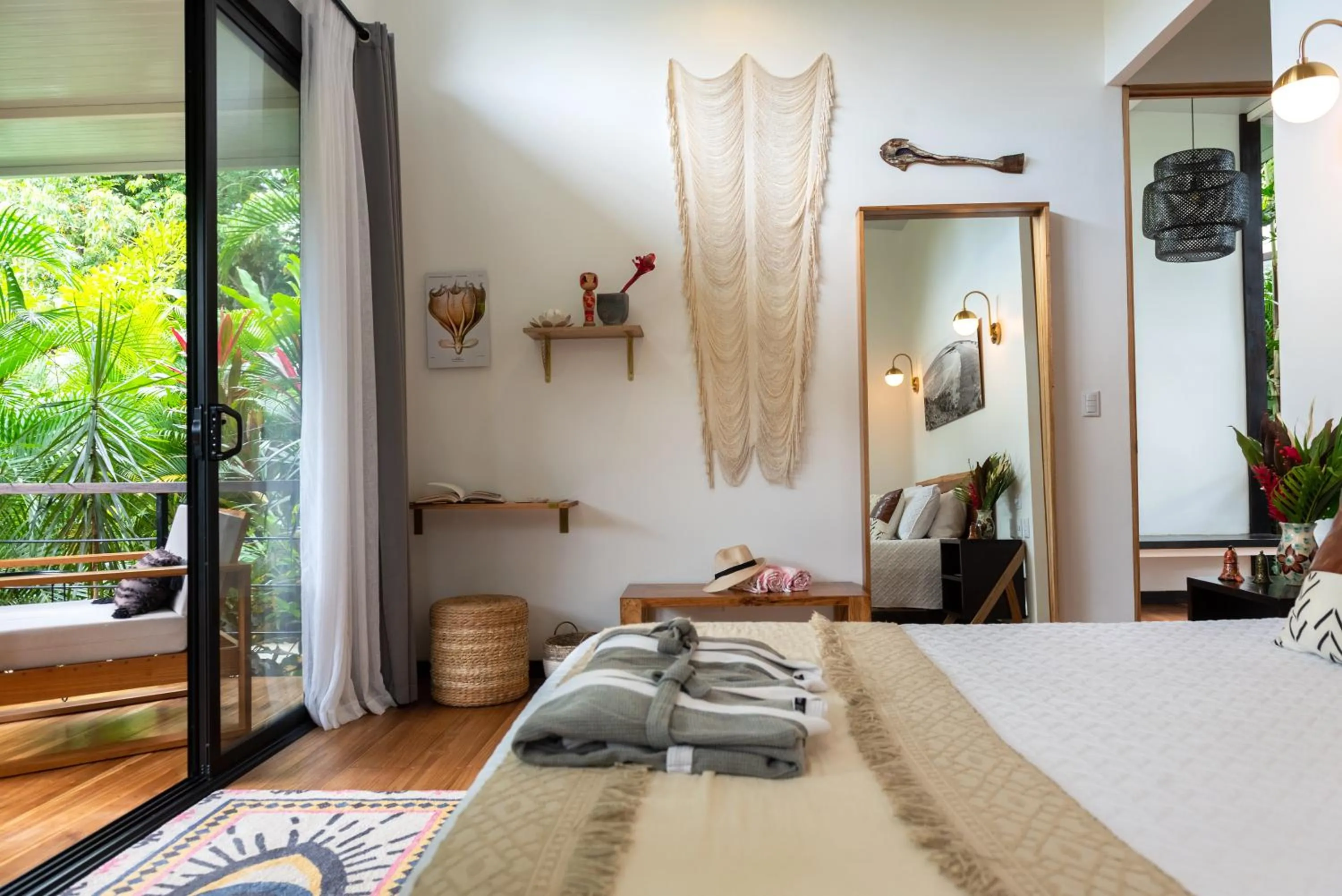 Bedroom in La Prometida