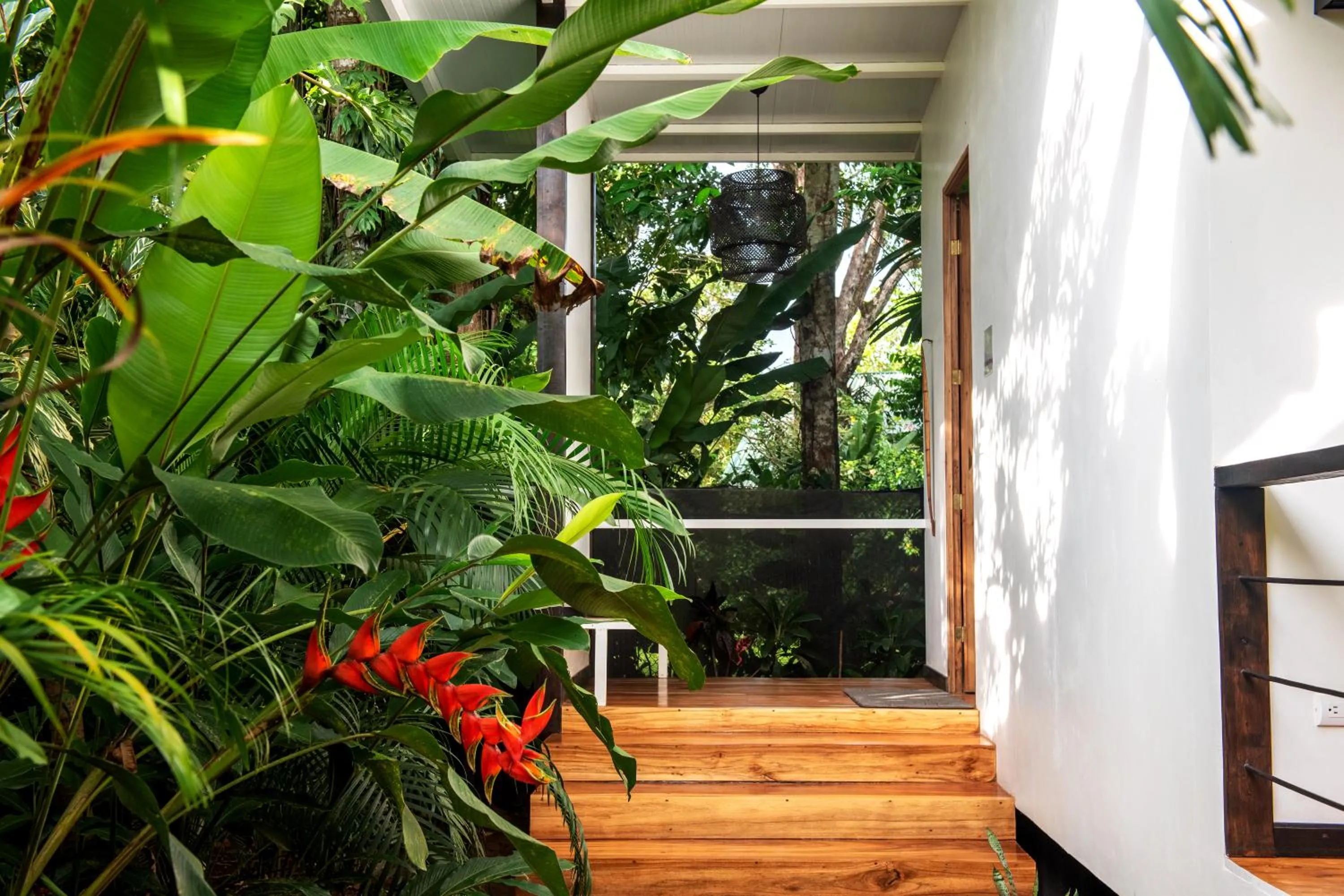 Facade/entrance in La Prometida