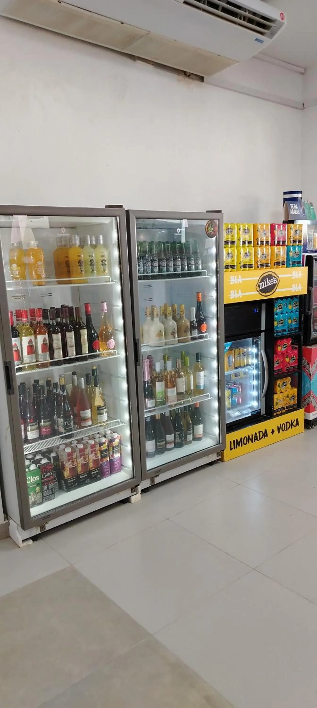 Prim Hotel Vichayito