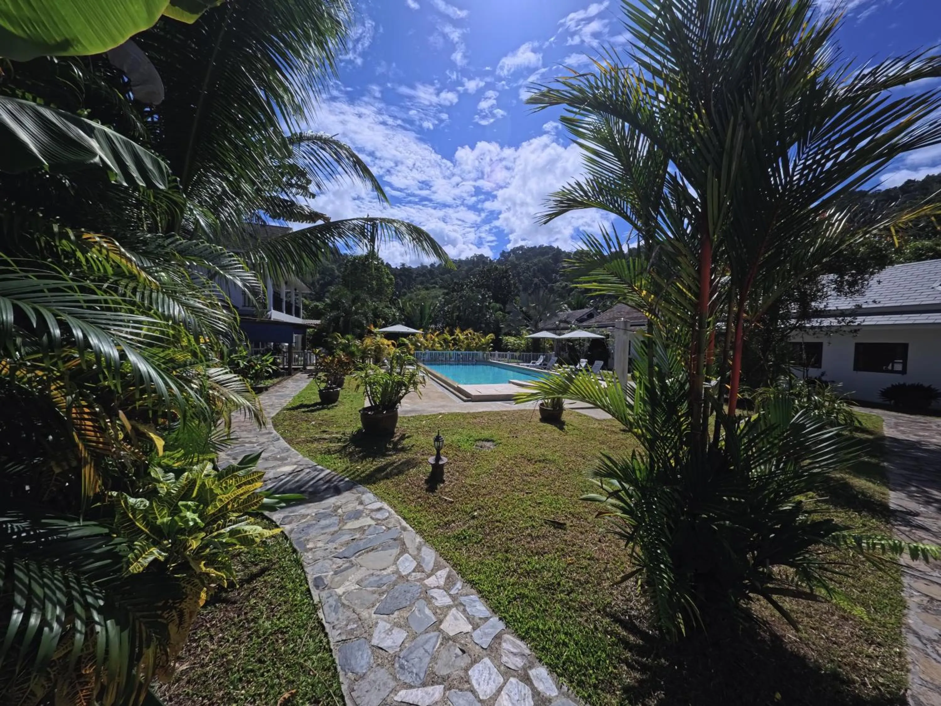 Villa Colina Khao Lak Rooms and Bungalows - Adults Only