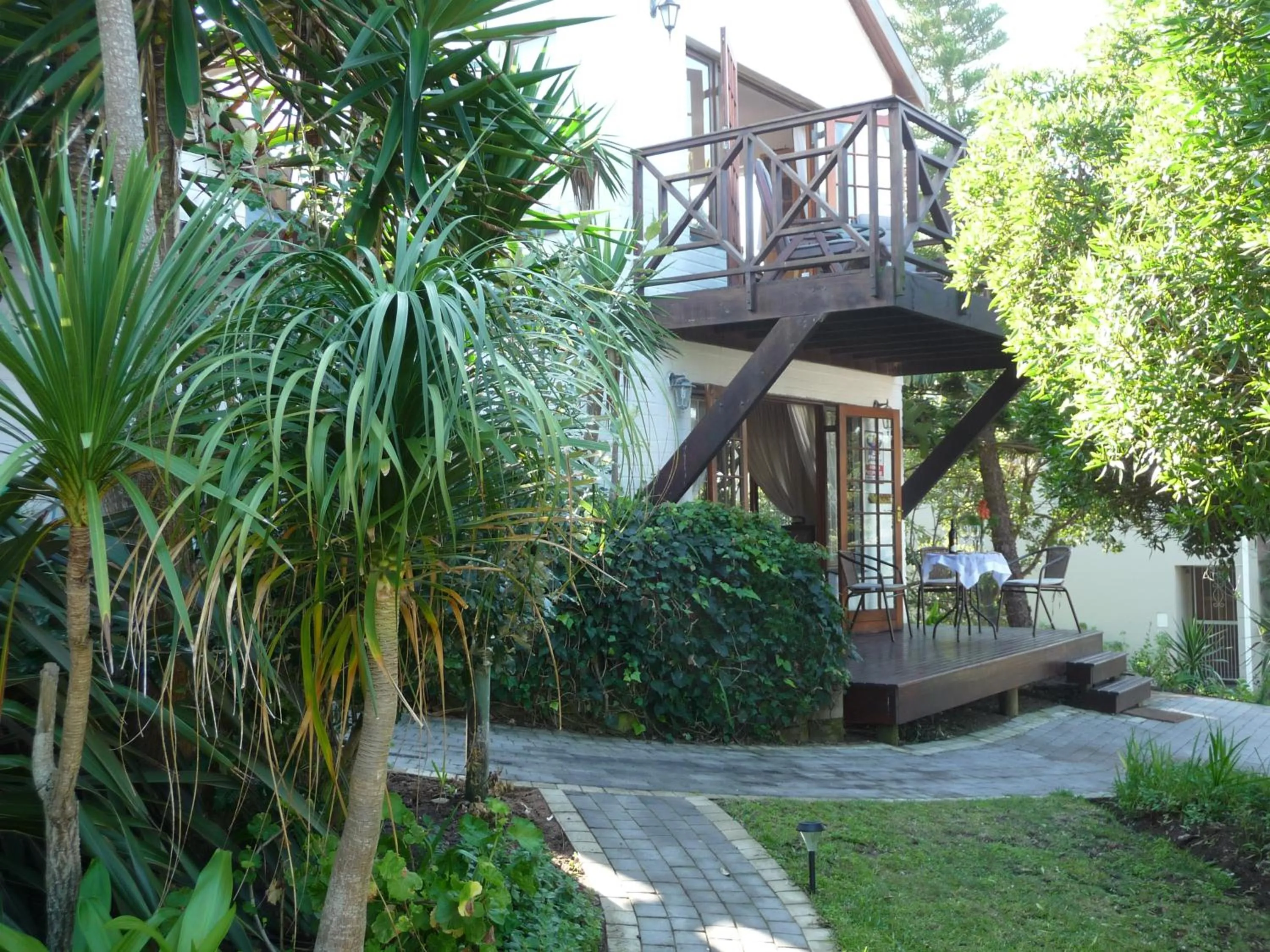 Inn2Wilderness Guesthouse