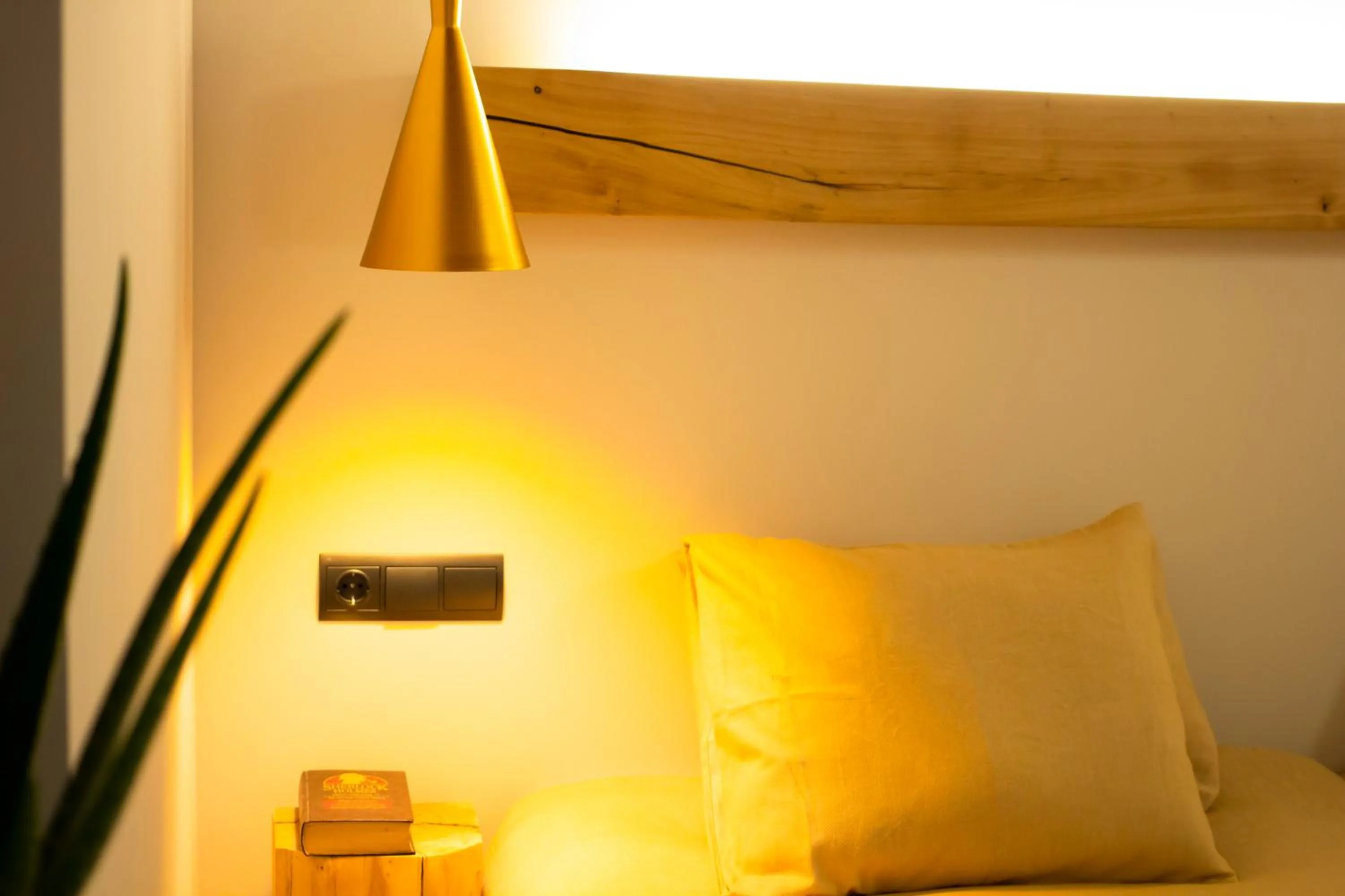 Bed in Domus Oncinae