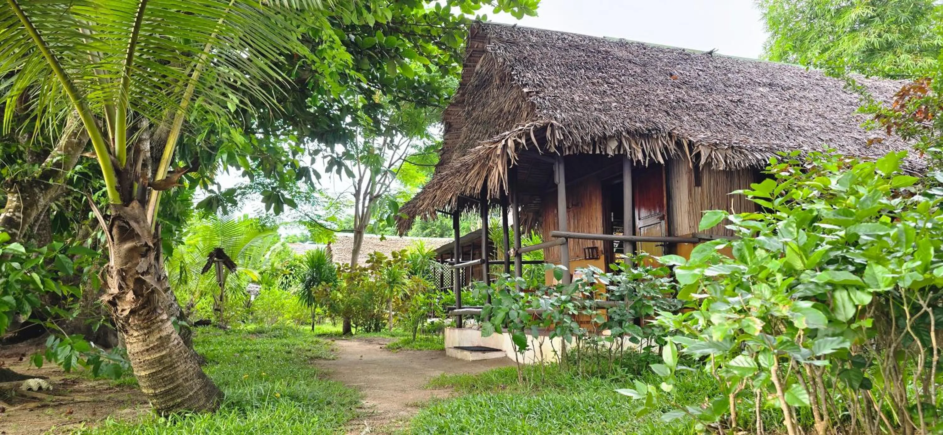 Lakana Hotel