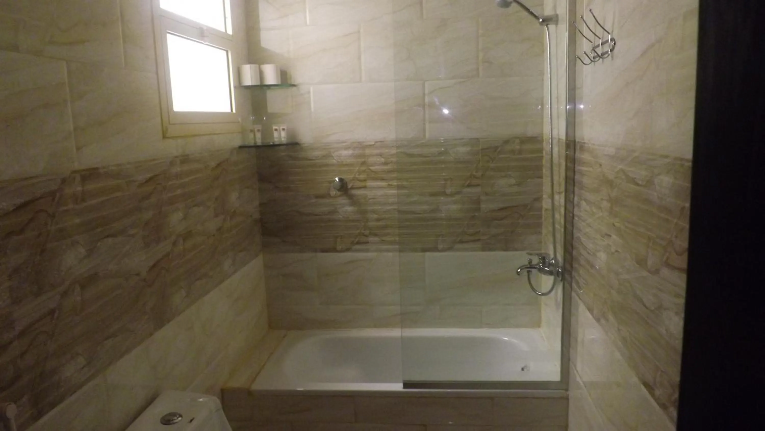 Bathroom in Taleen Serviced Apartments AlMasif