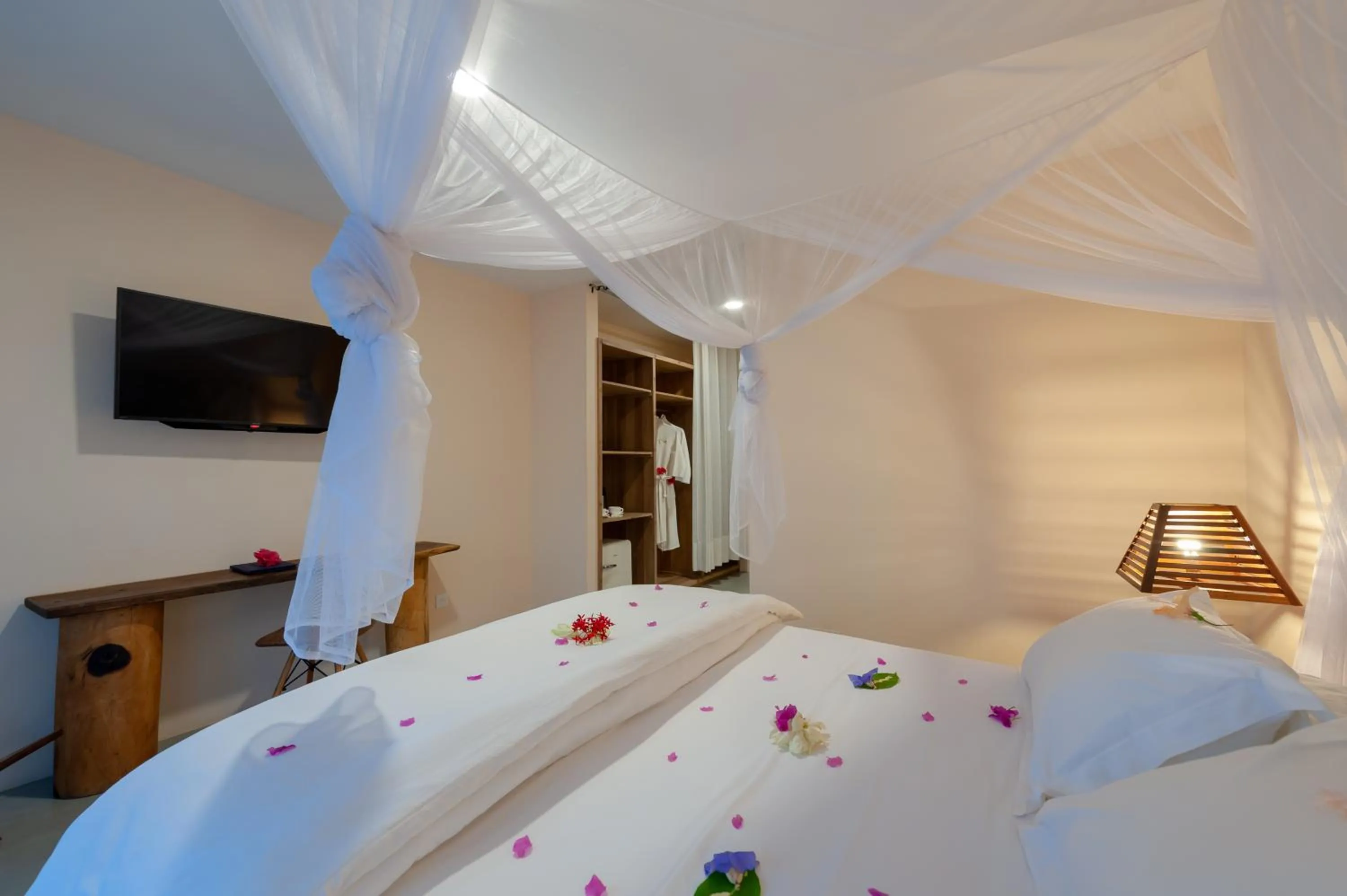 Photo of the whole room, Bed in Nosy Be Hotel & Spa