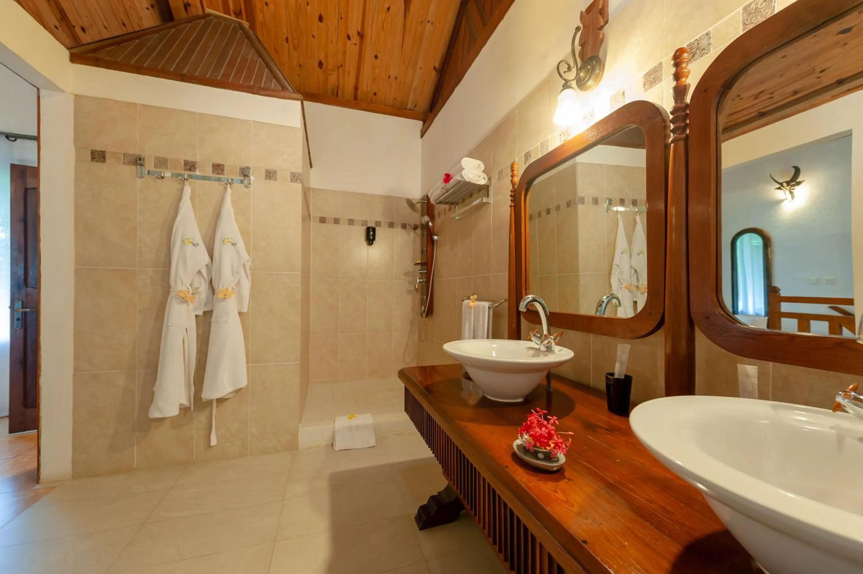 Bathroom in Nosy Be Hotel & Spa