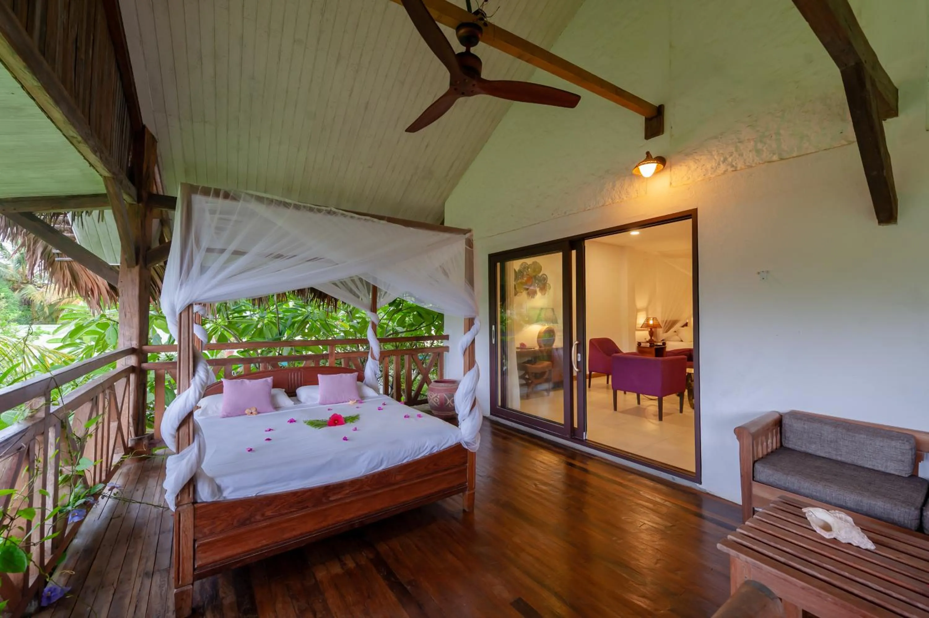 Patio, Bed in Nosy Be Hotel & Spa