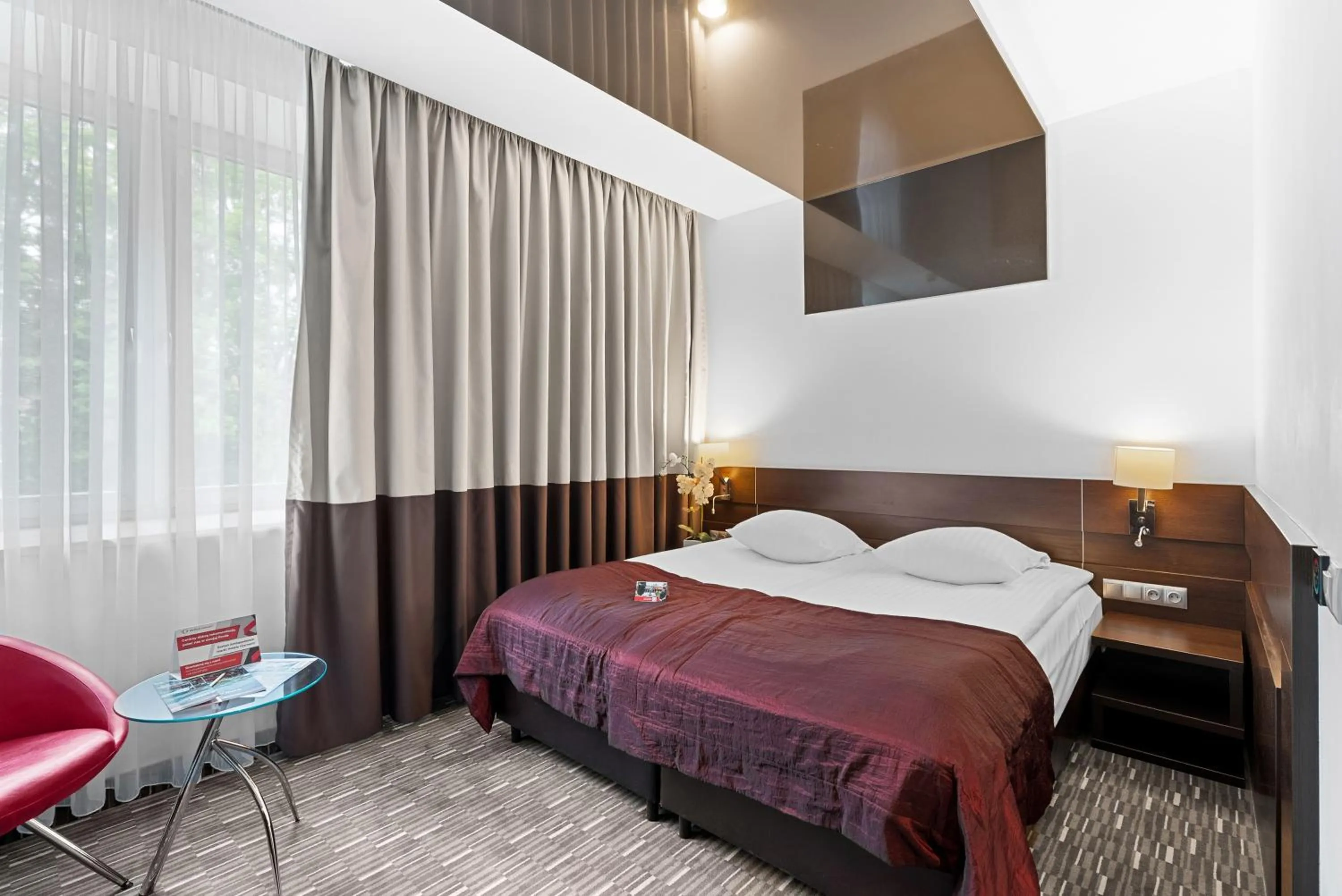 Bed in Park Hotel Diament Zabrze - Gliwice