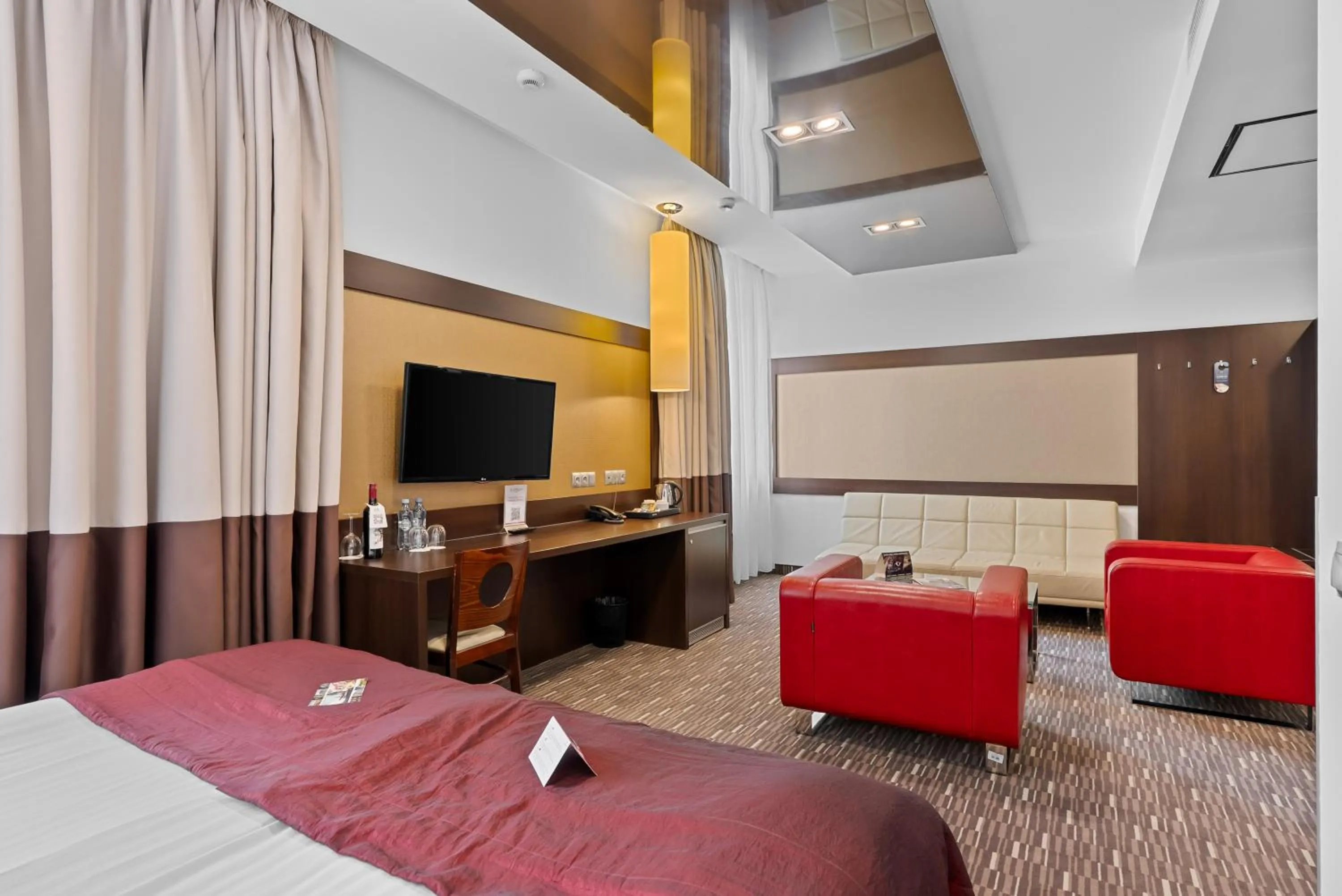 Bed in Park Hotel Diament Zabrze - Gliwice