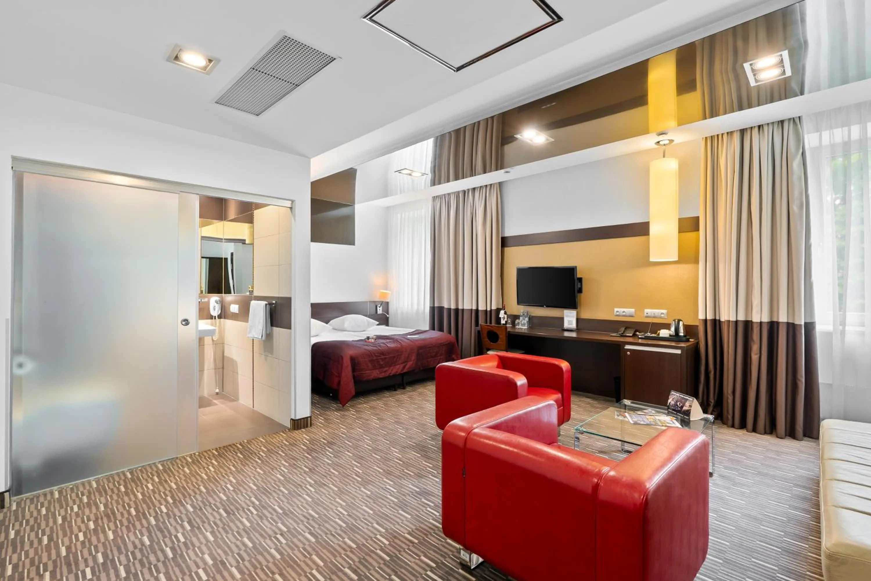 Bed in Park Hotel Diament Zabrze - Gliwice