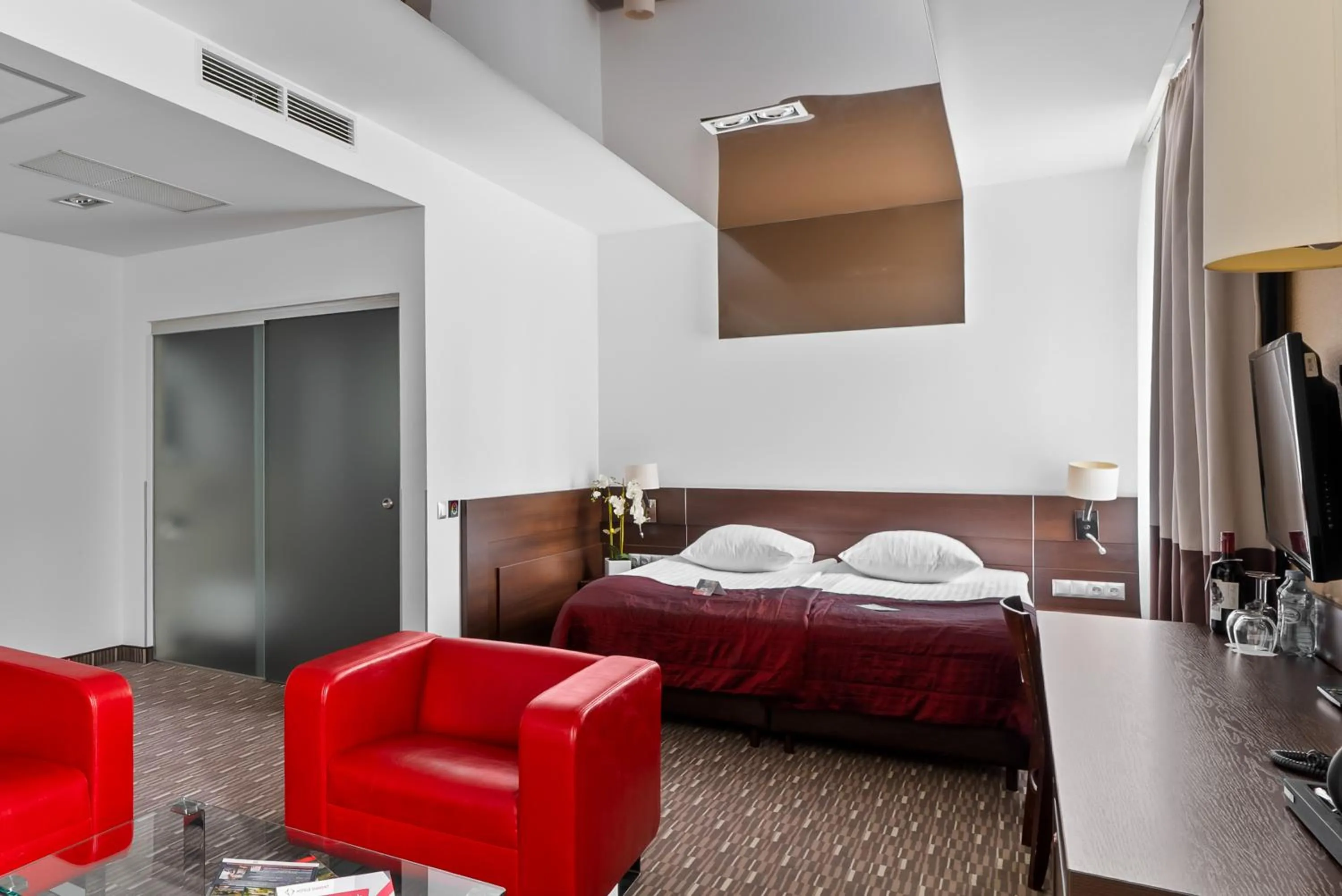 Bed in Park Hotel Diament Zabrze - Gliwice