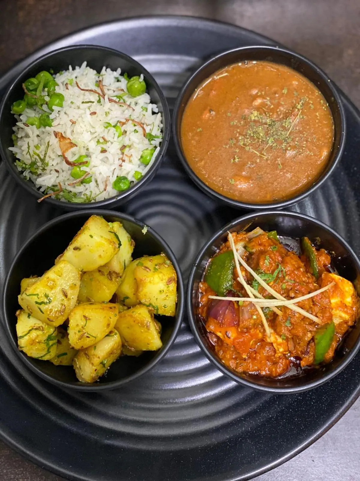 Food and drinks in Gallivanto Inn