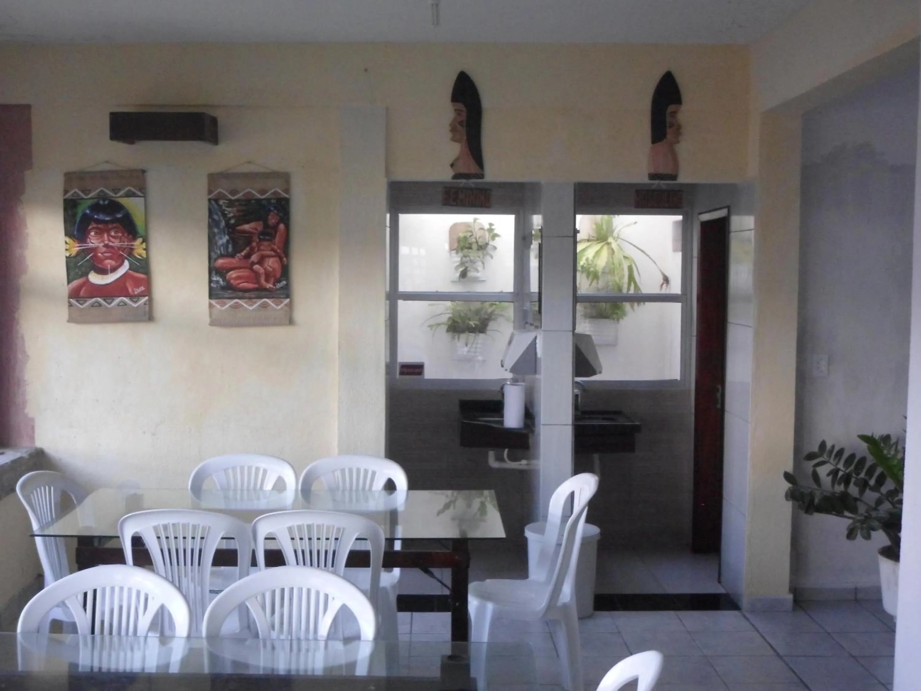 Dining area in Prainha Apart-Hotel