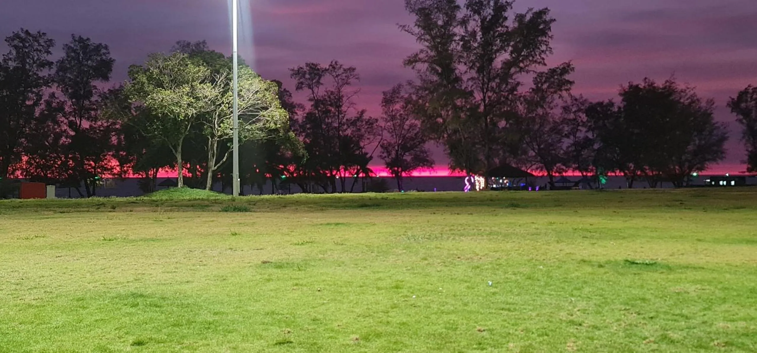 BREAKING DAWN- TAEYANG Hotel Phú Quốc