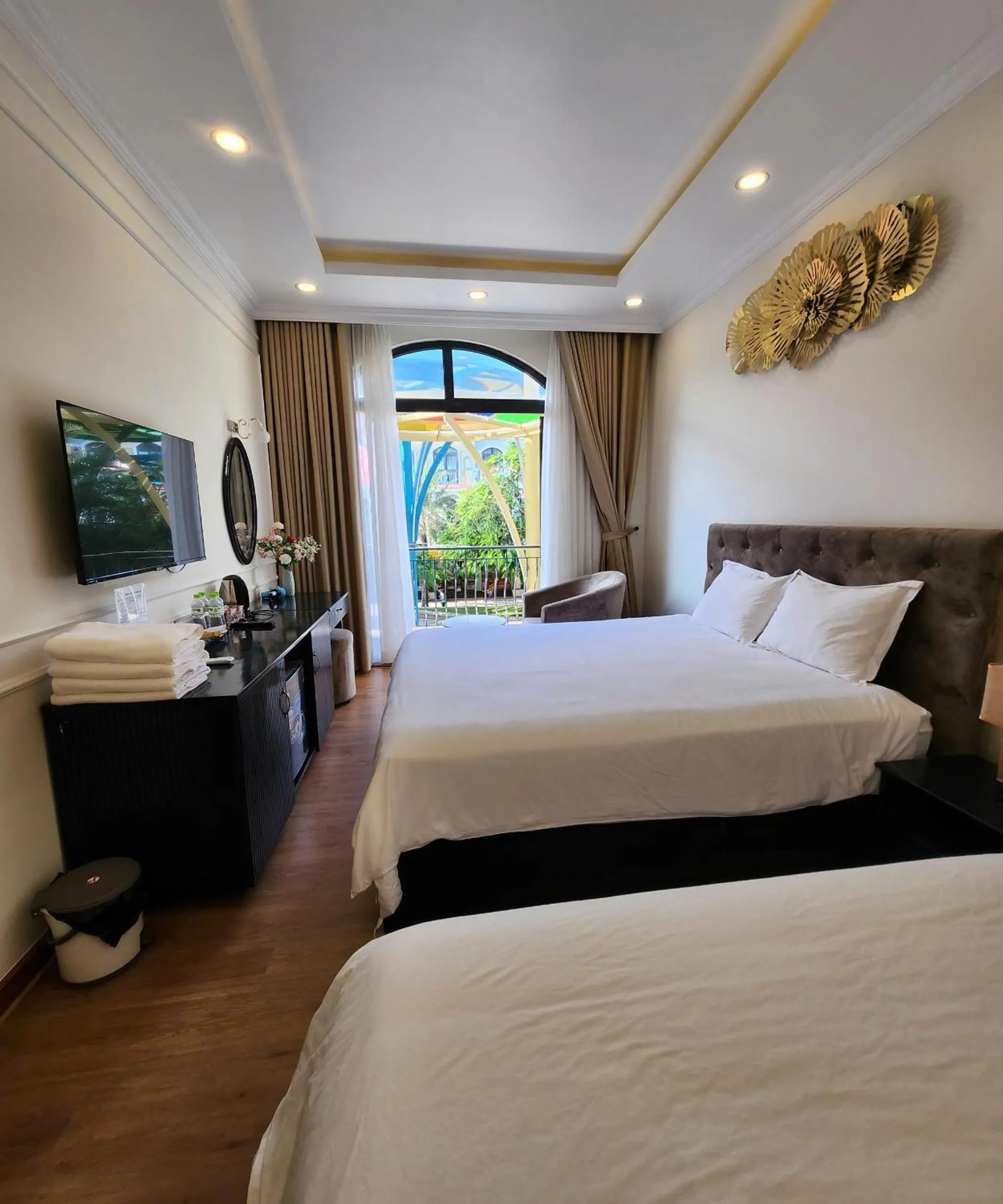 Bedroom, Bed in BREAKING DAWN- TAEYANG Hotel Phú Quốc
