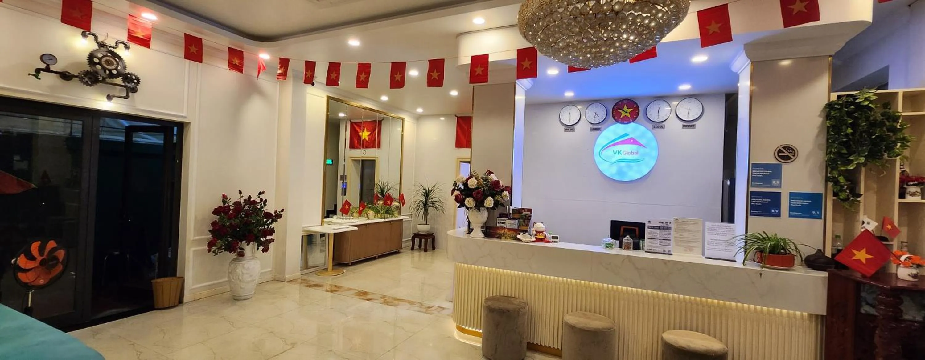 group of guests in BREAKING DAWN- TAEYANG Hotel Phú Quốc