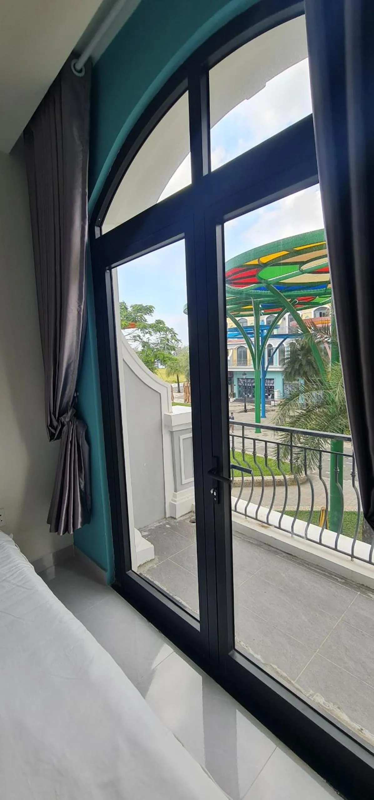 Bed in BREAKING DAWN- TAEYANG Hotel Phú Quốc