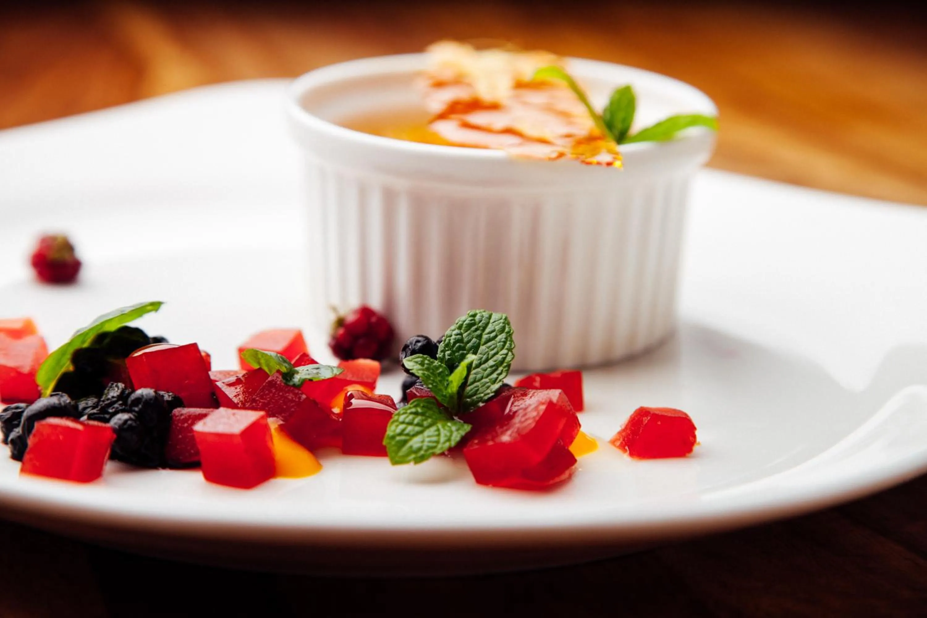 Restaurant/places to eat in Four Winds