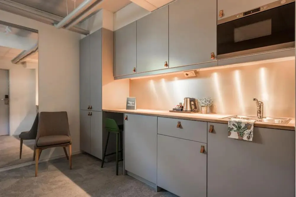 Avanti Apartment Hotel