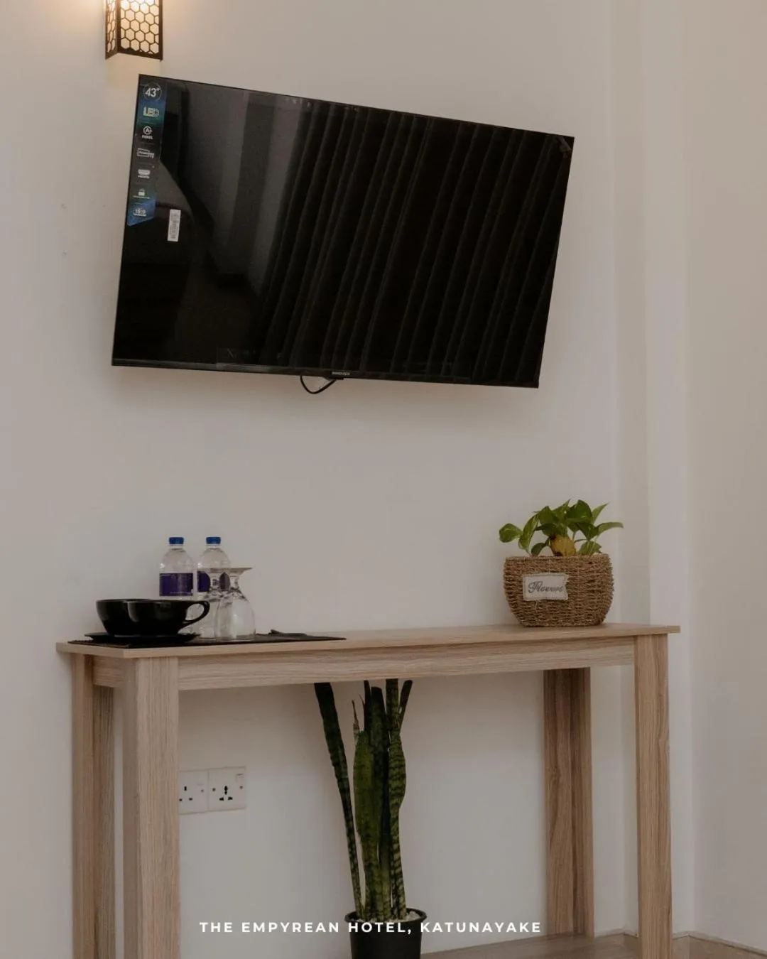 TV and multimedia in The Empyrean Airport Transit Hotel