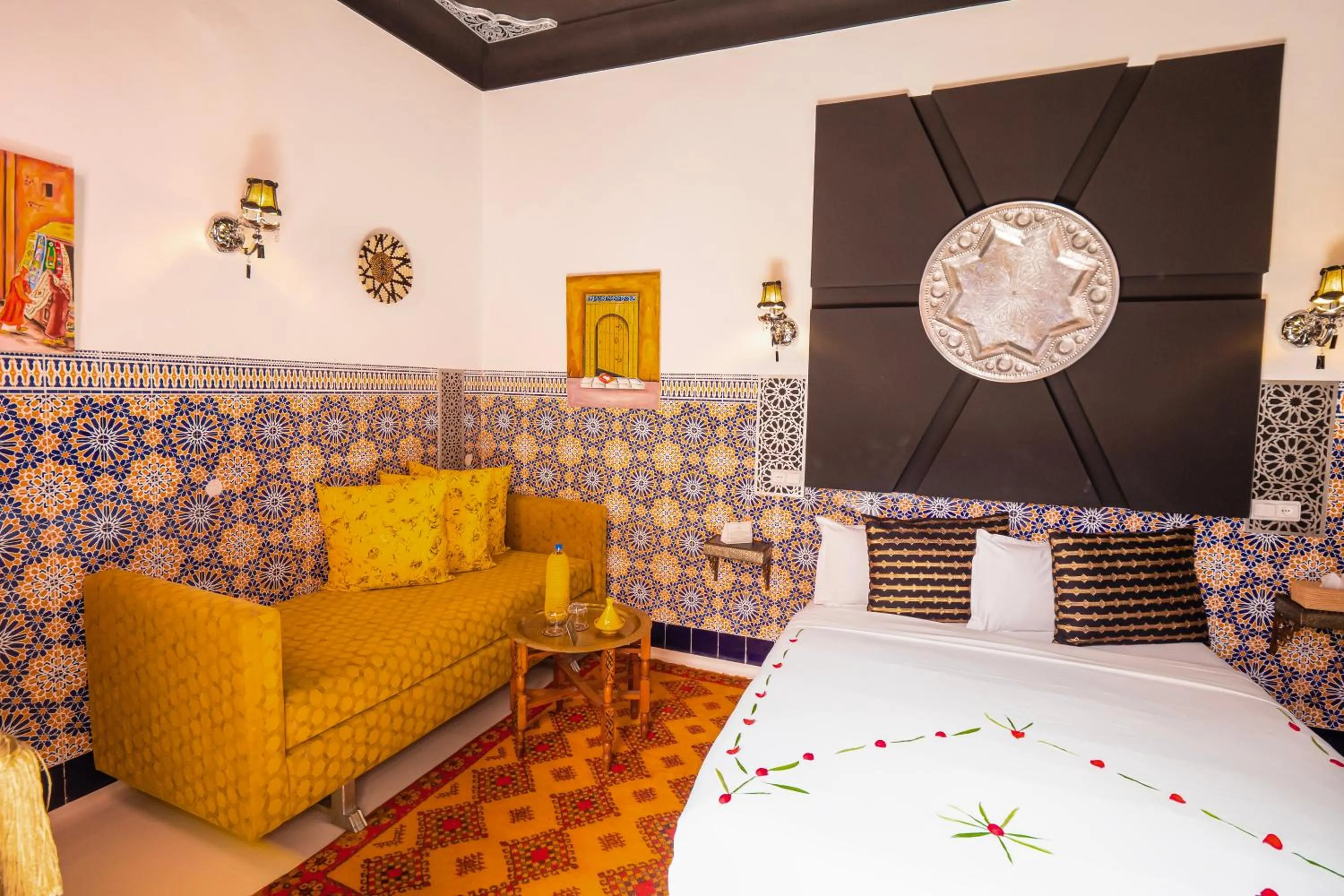 Bed in Riad Nouceiba Marrakech