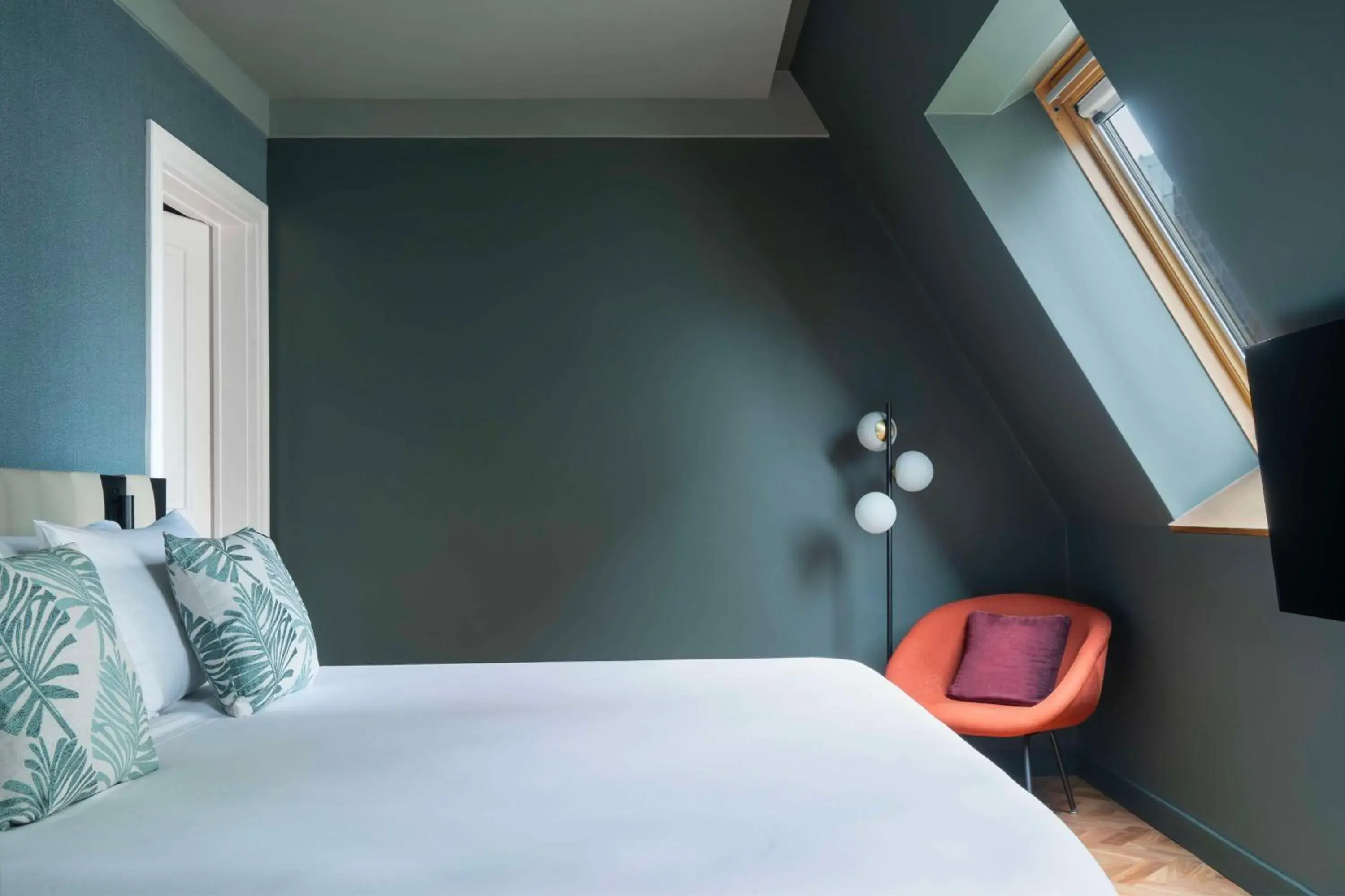 Bedroom, Bed in NH Collection Buenos Aires Lancaster Bedroom, Bed in NH Collection Buenos Aires Lancaster