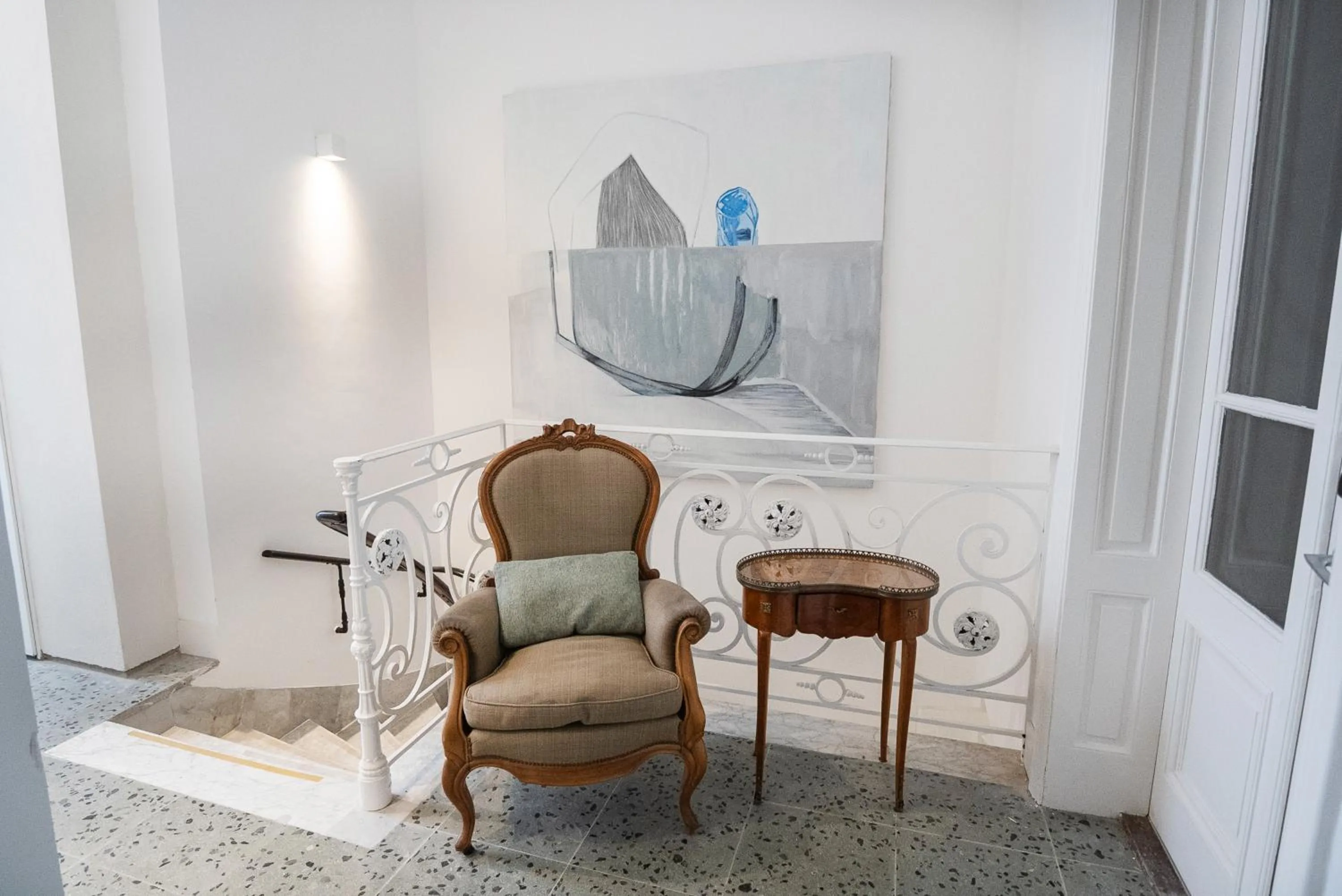 Seating area in Vain Boutique Hotel