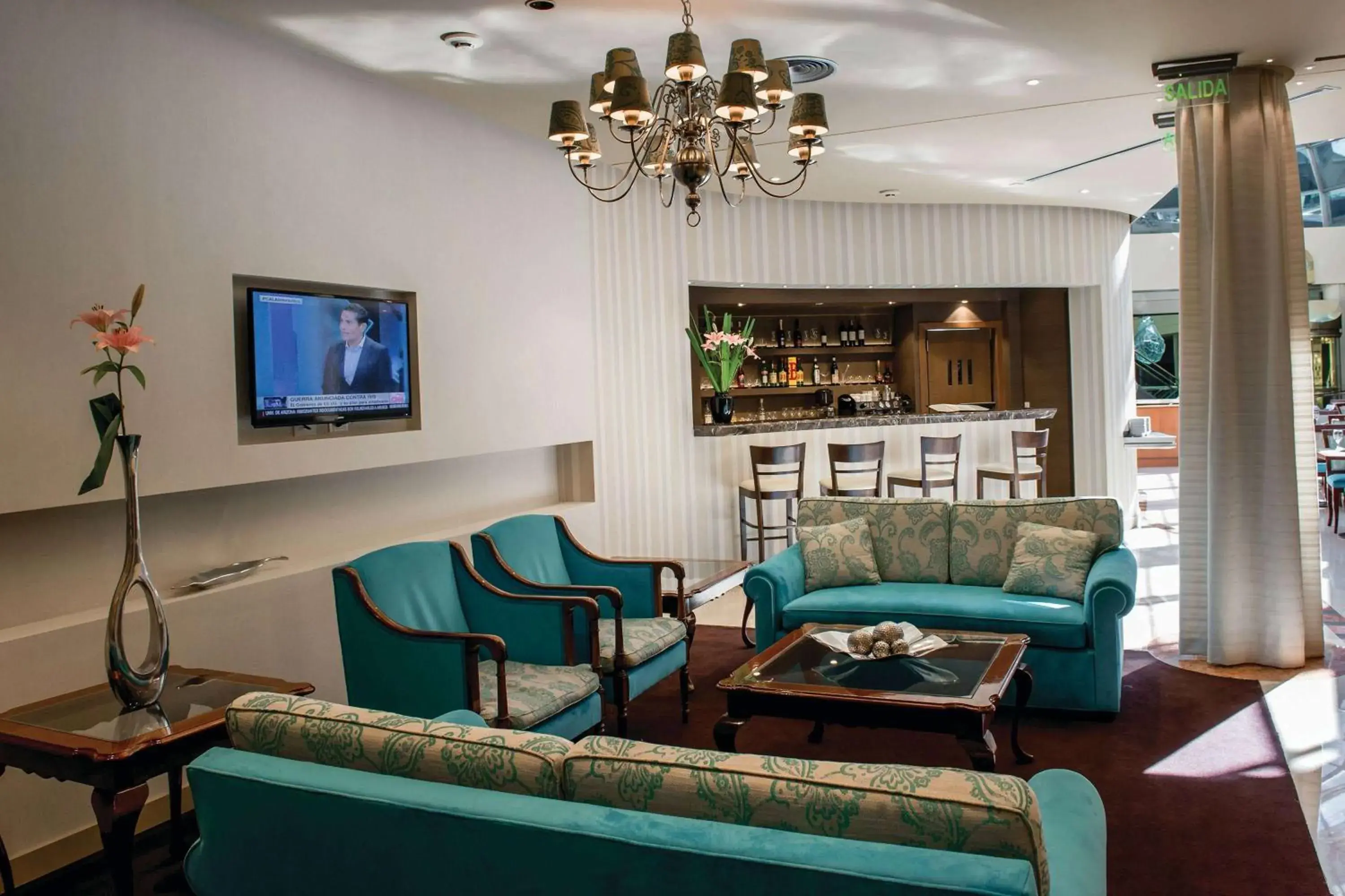 Lobby or reception in Howard Johnson Plaza by Wyndham Buenos Aires Florida Street Lobby or reception in Howard Johnson Plaza by Wyndham Buenos Aires Florida Street