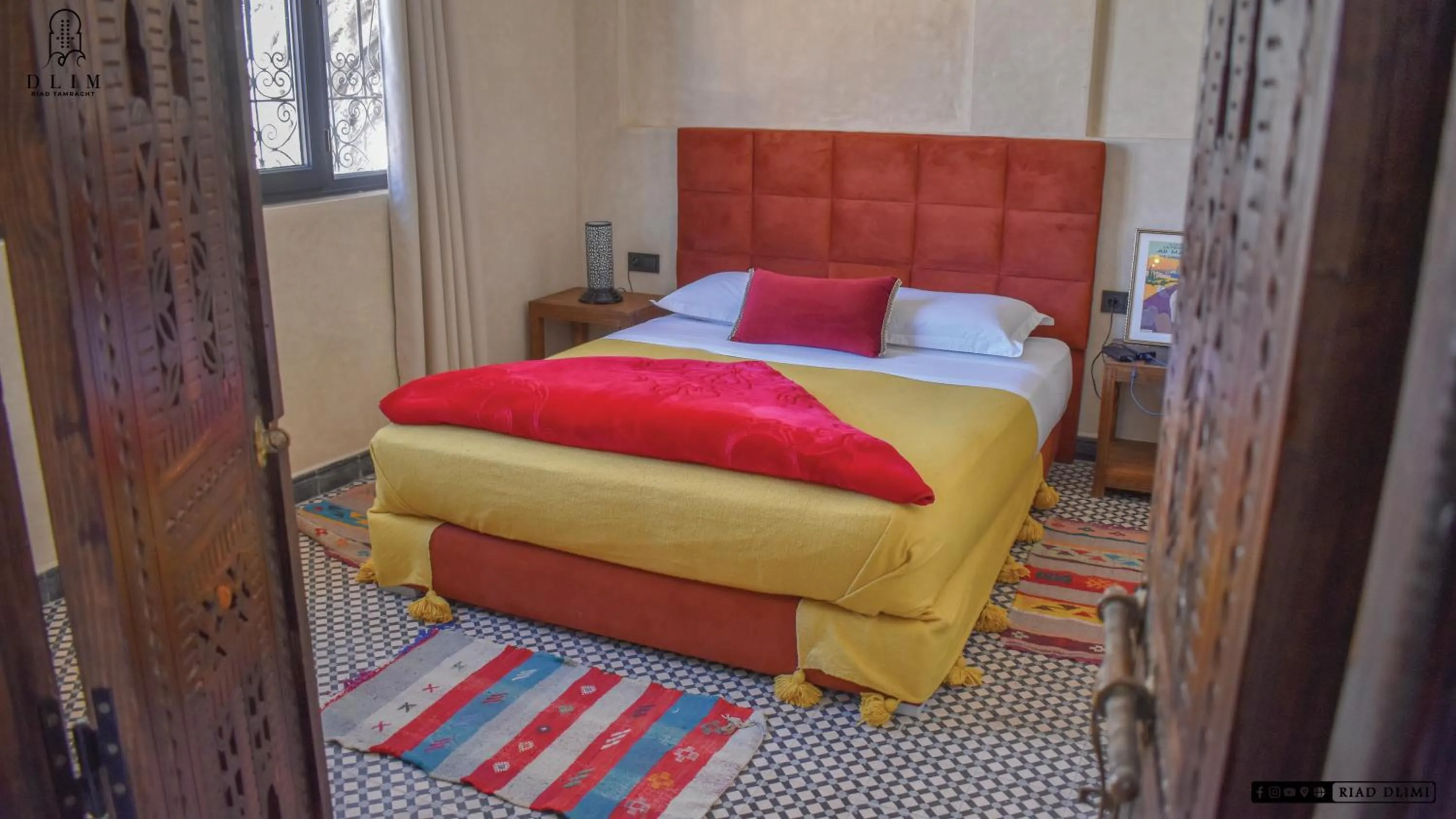 Bedroom, Bed in Auberge RIAD DLIM Tamraght