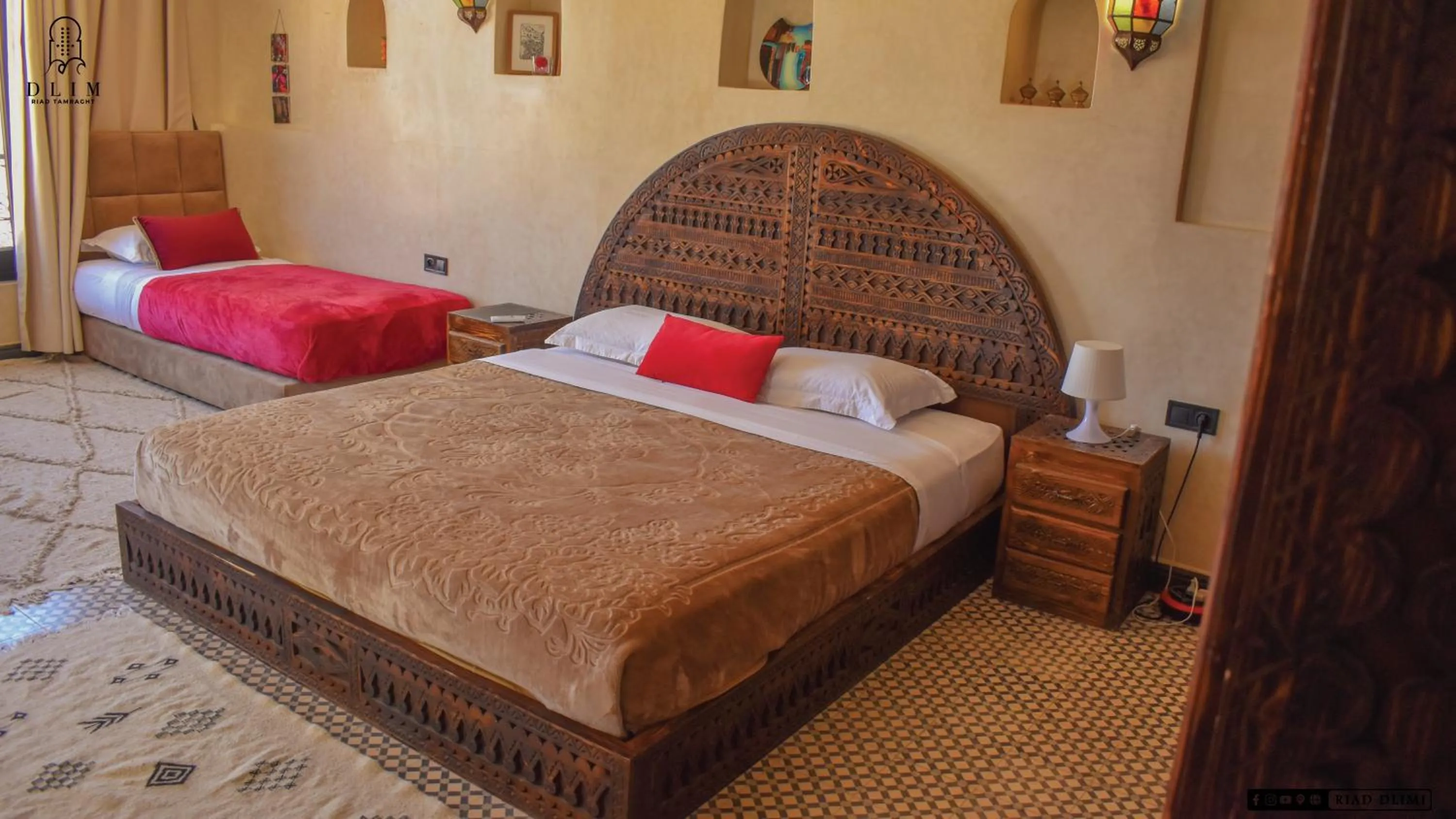 Bedroom, Bed in Auberge RIAD DLIM Tamraght