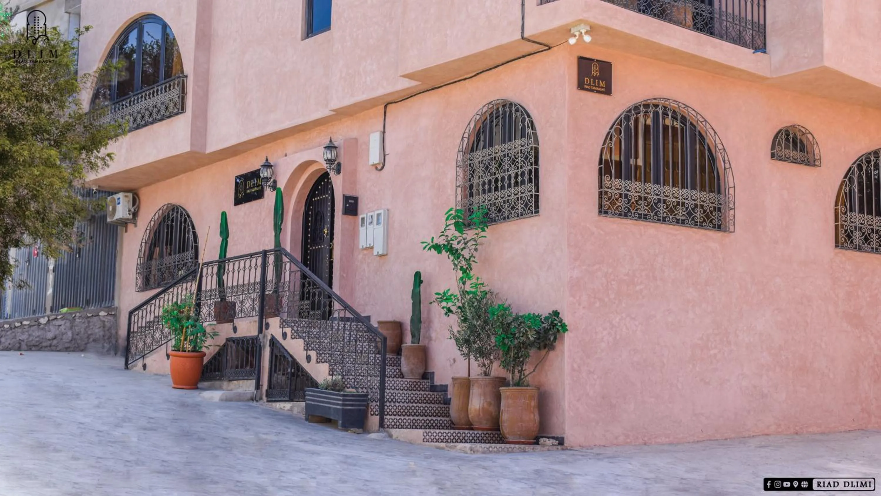 Facade/entrance in Auberge RIAD DLIM Tamraght