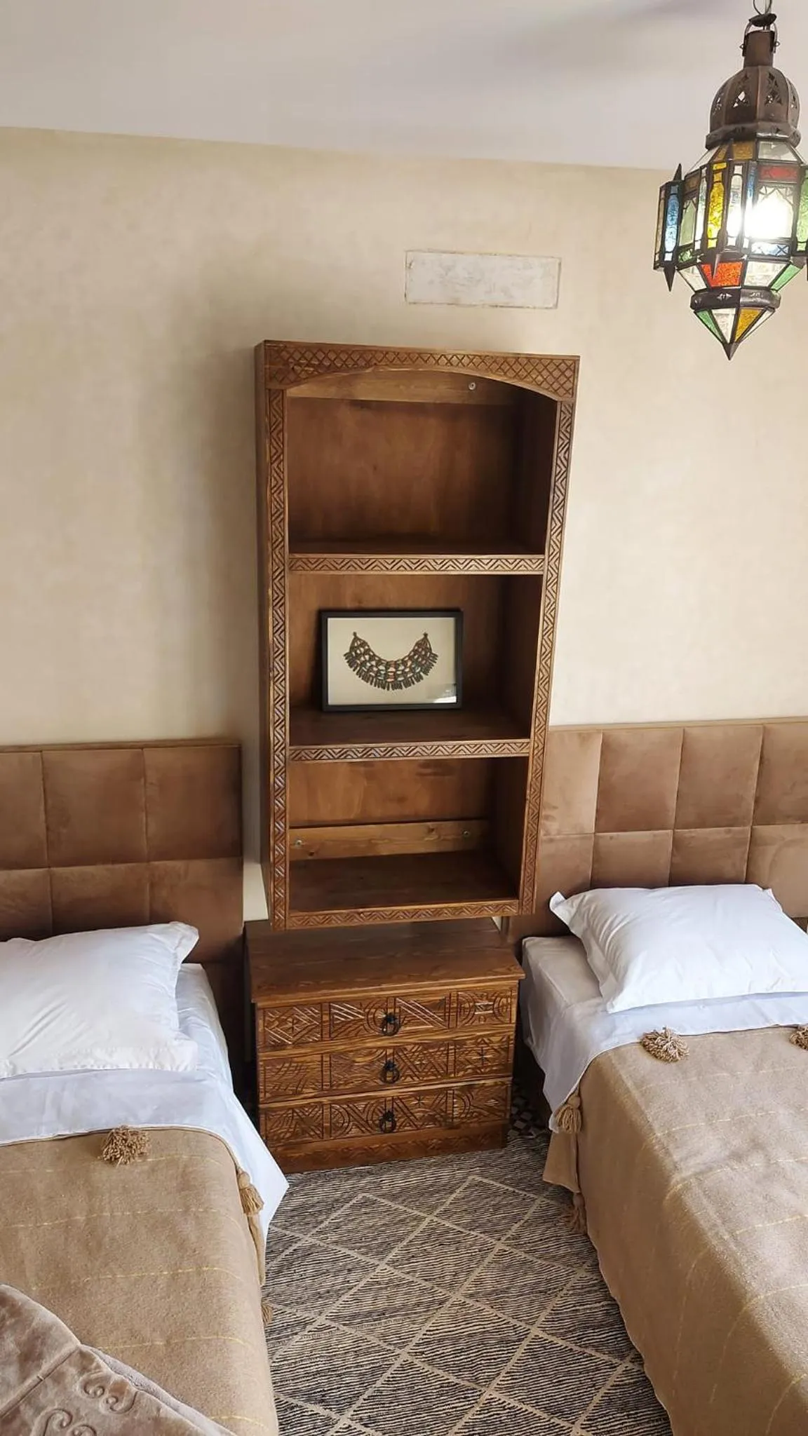 Photo of the whole room, Bed in Auberge RIAD DLIM Tamraght