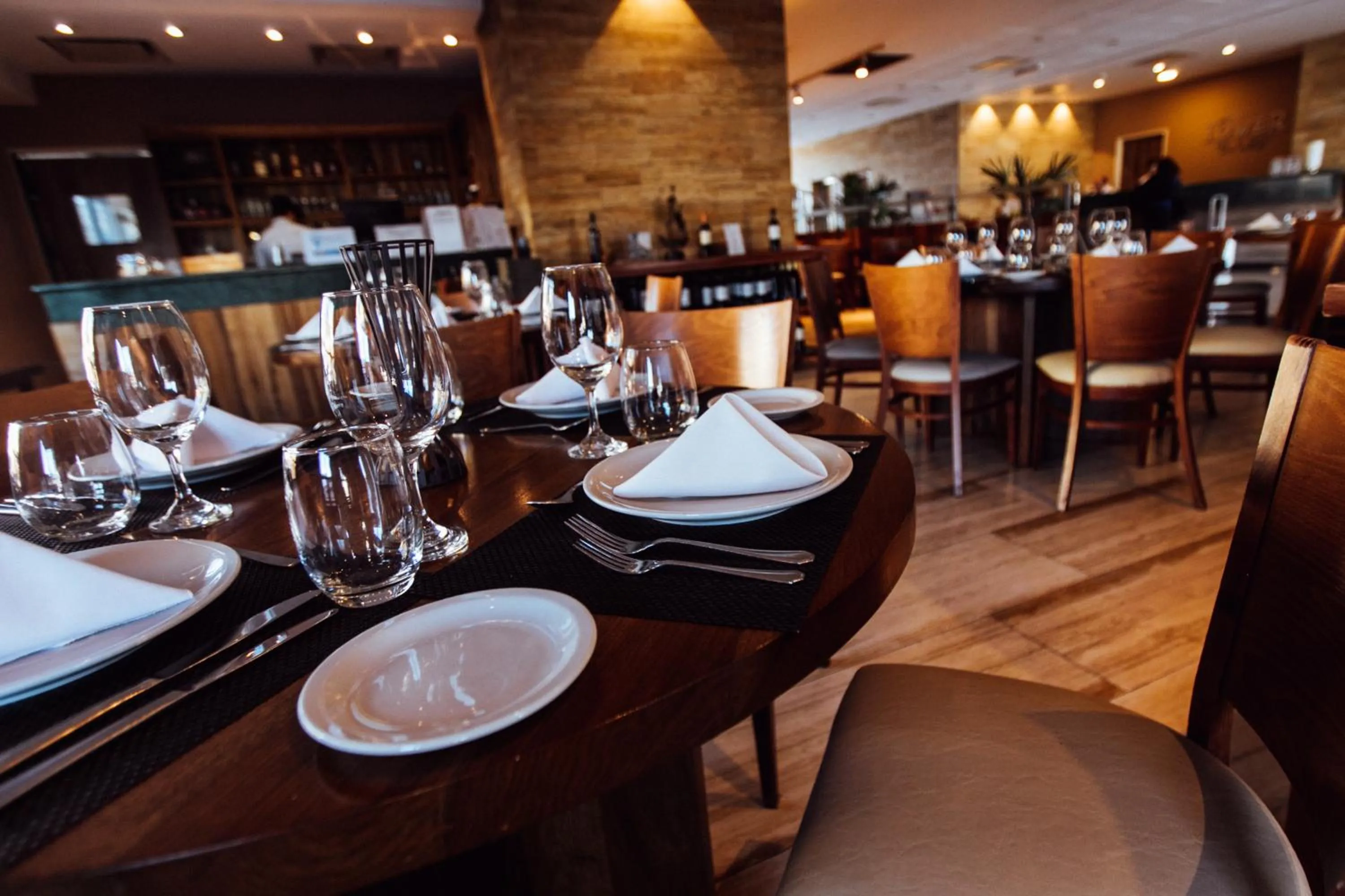 Hotel Tower Inn & Suites