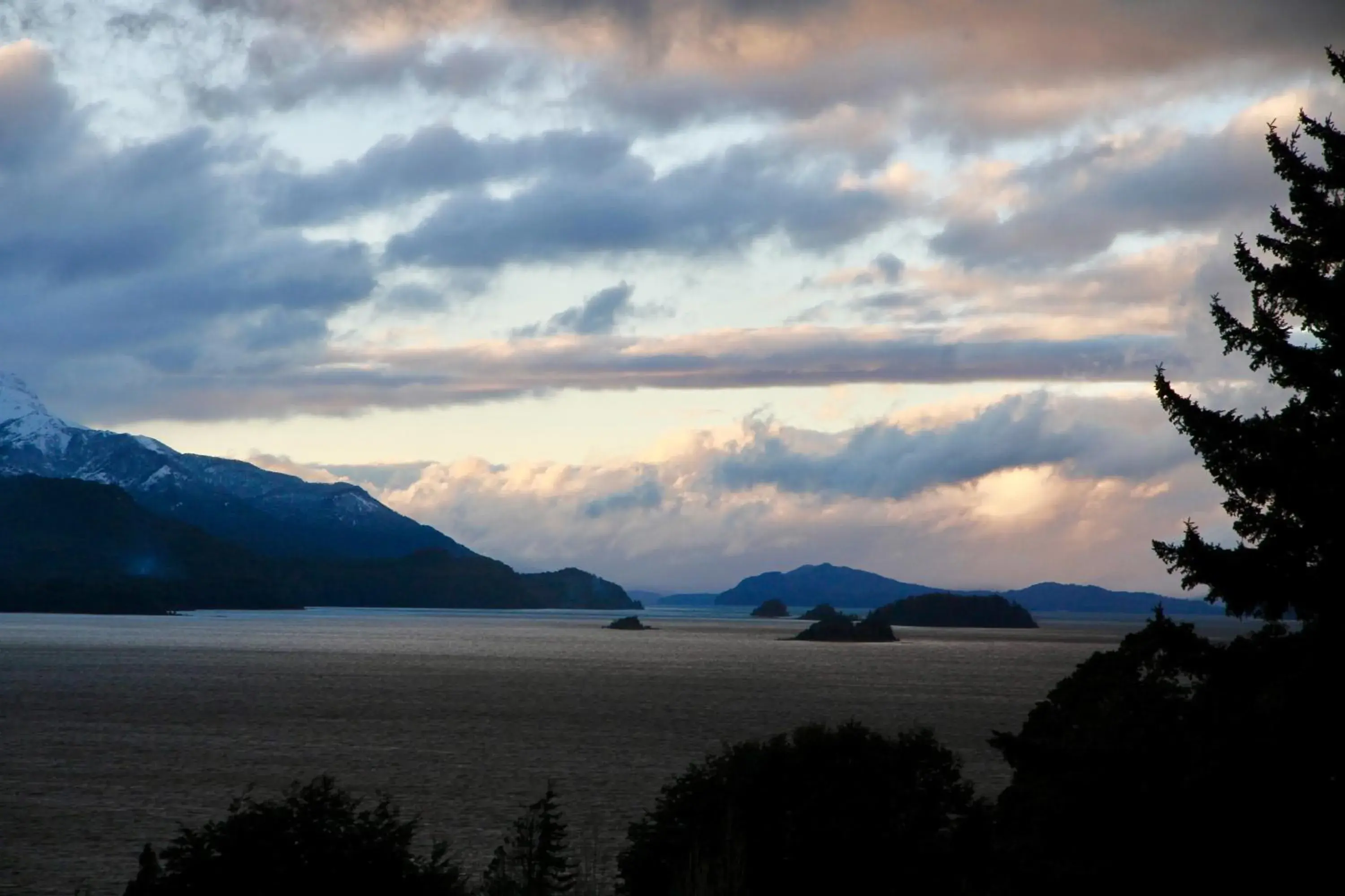Lake view in Hotel Tunquelén Lake view in Hotel Tunquelén