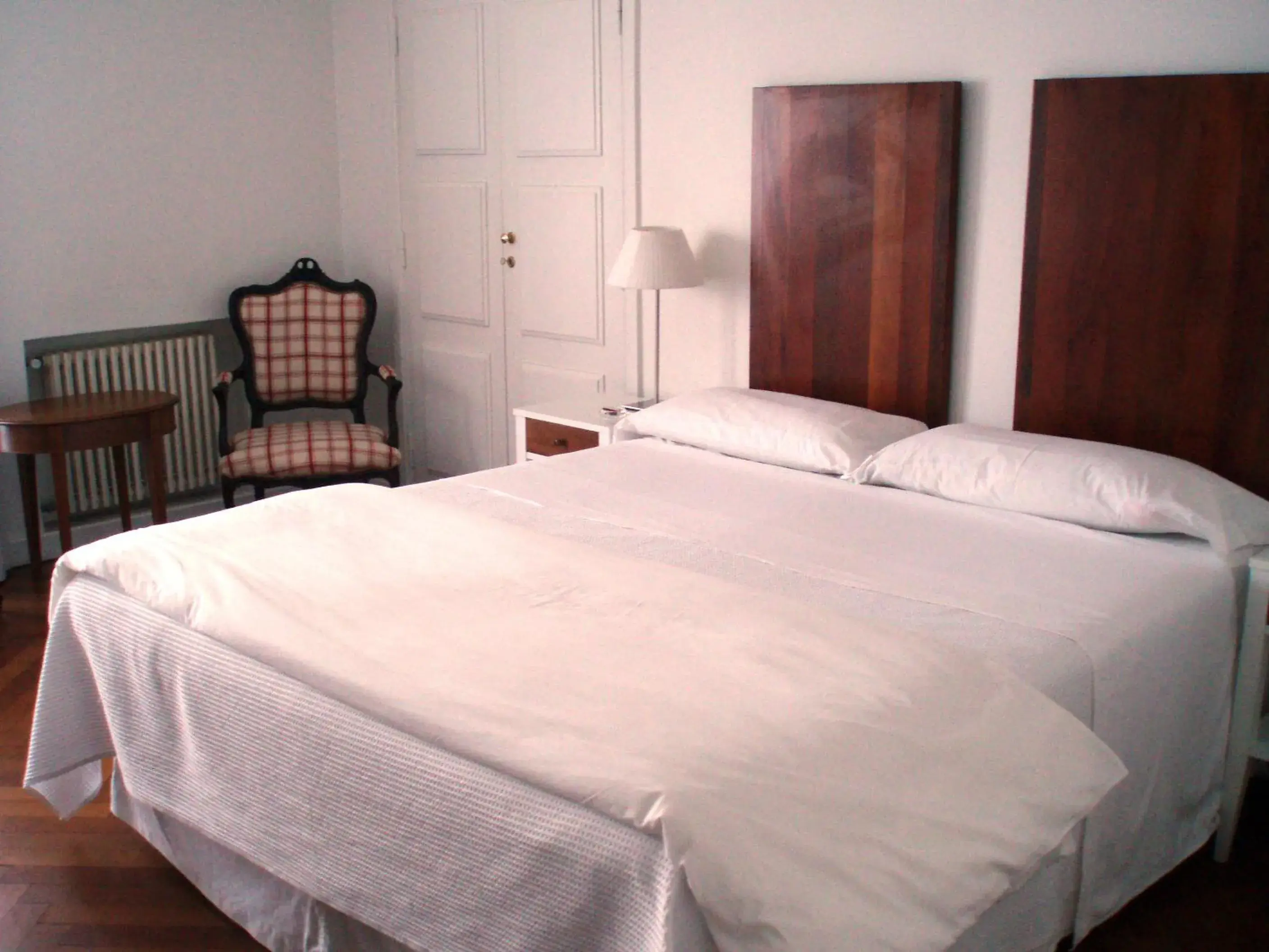 Bedroom, Bed in Hotel Tunquelén Bedroom, Bed in Hotel Tunquelén