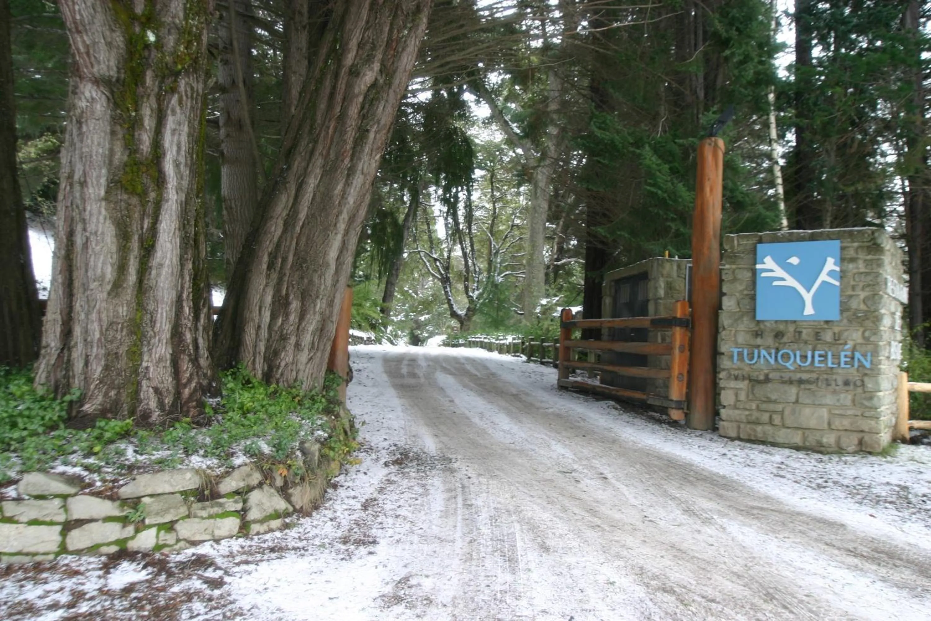 Facade/entrance in Hotel Tunquelén