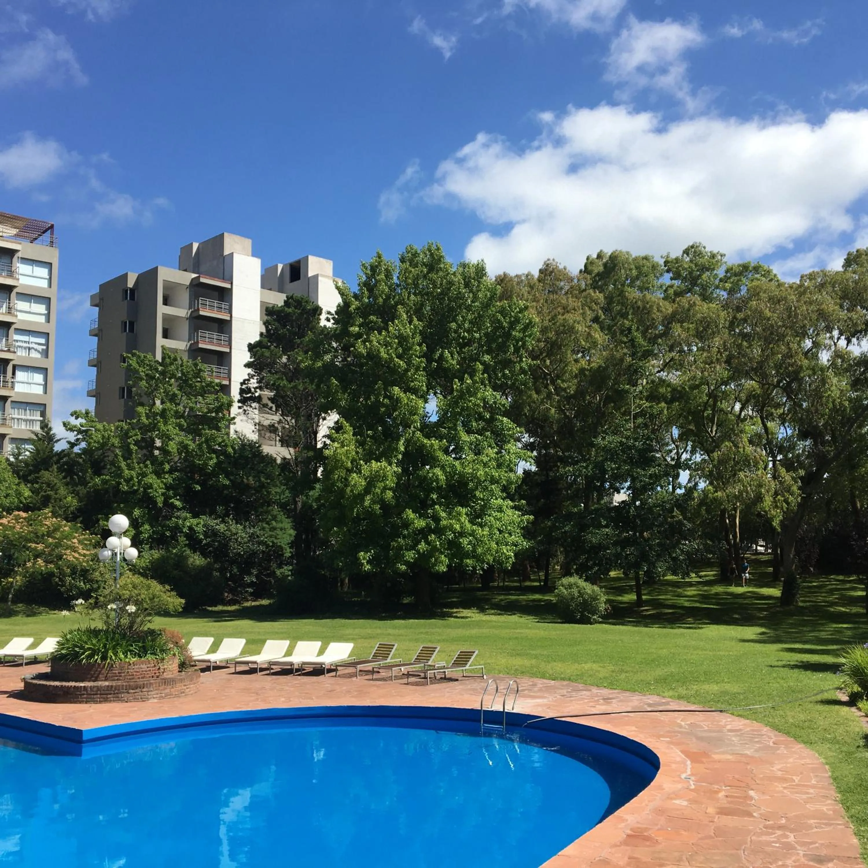 Swimming pool in Hotel del Bosque